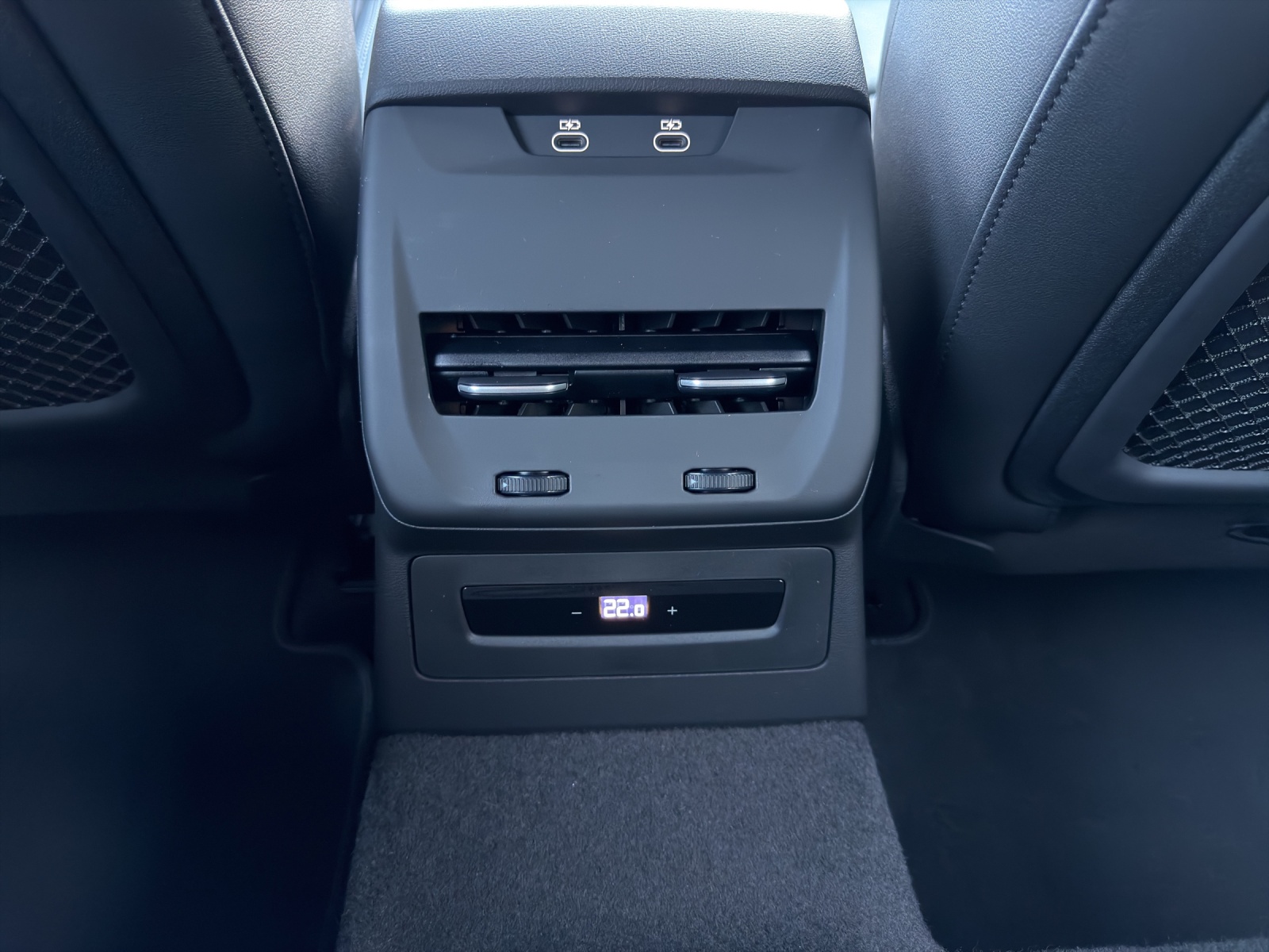 AUDI A5 Avant TFSI quattro 150 kW S tronic-image-11