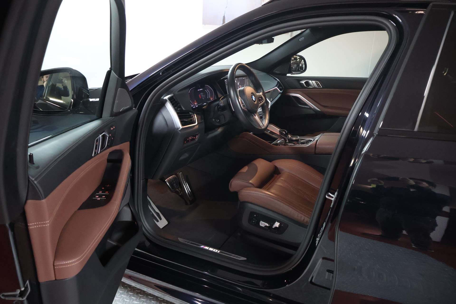 BMW X6 M50i Steptronic-image-6
