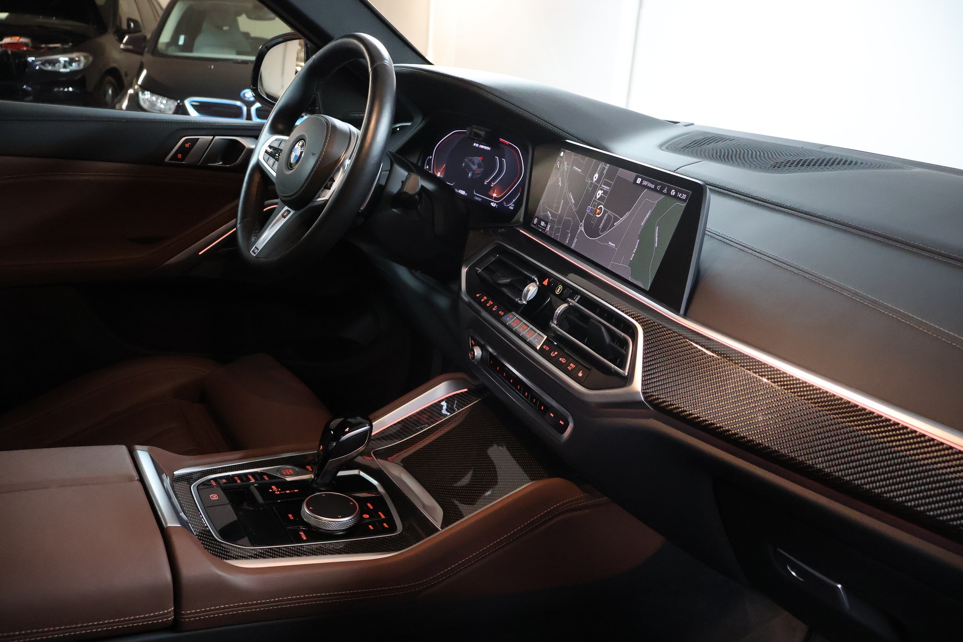 BMW X6 M50i Steptronic-image-11