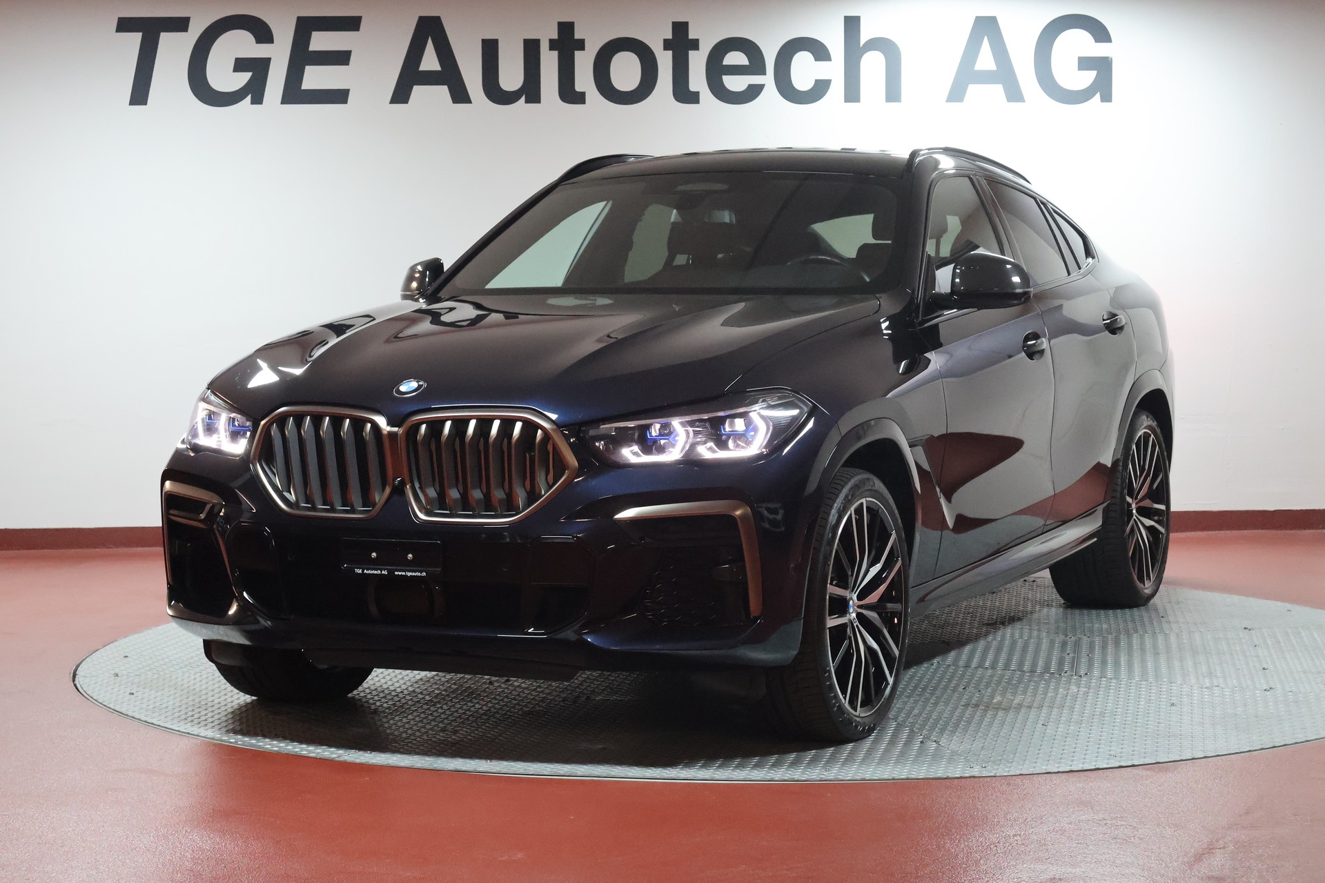 BMW X6 M50i Steptronic-image-0