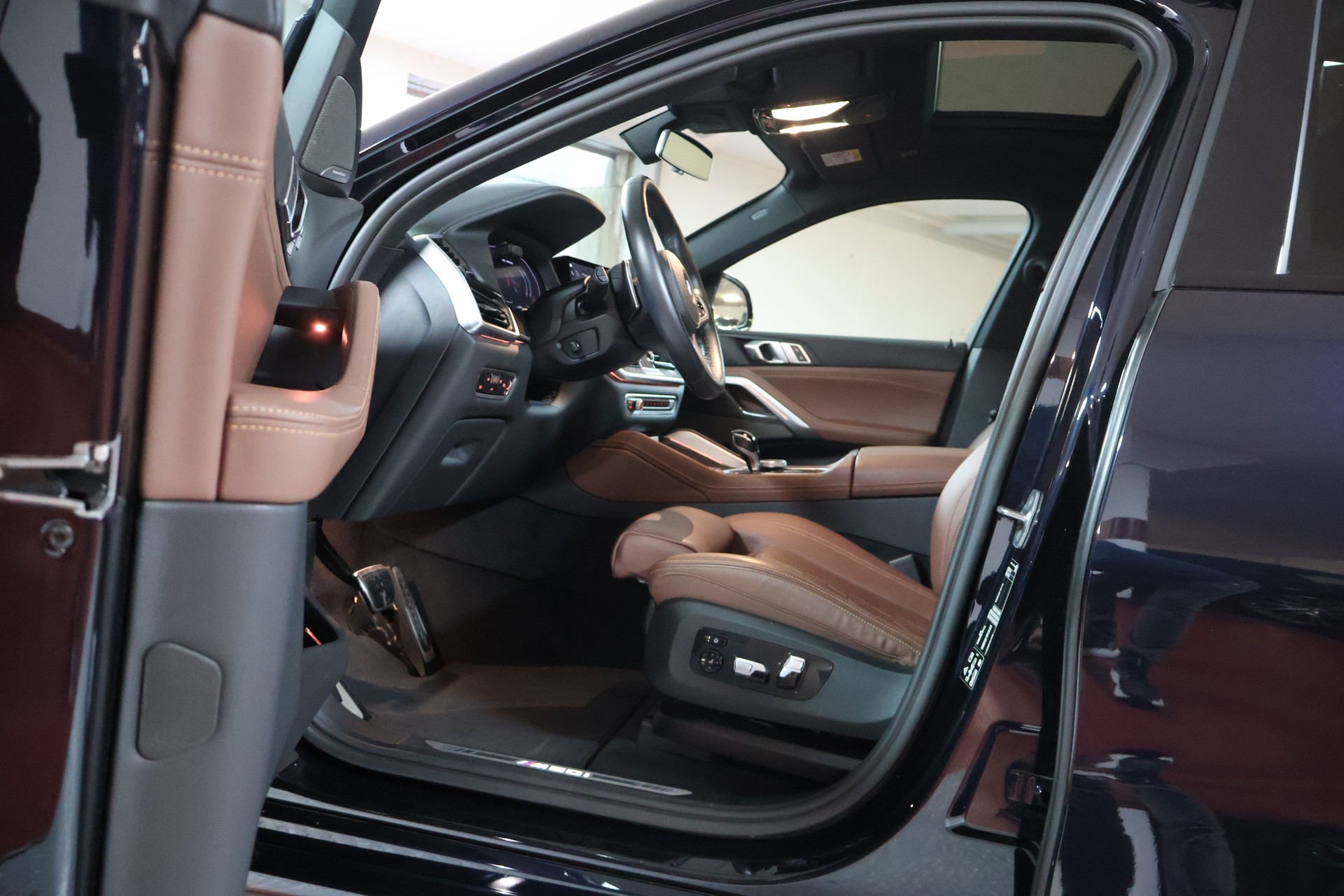 BMW X6 M50i Steptronic-image-7