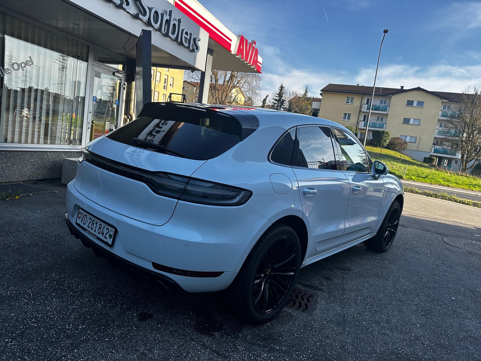 PORSCHE Macan Turbo PDK-image-3