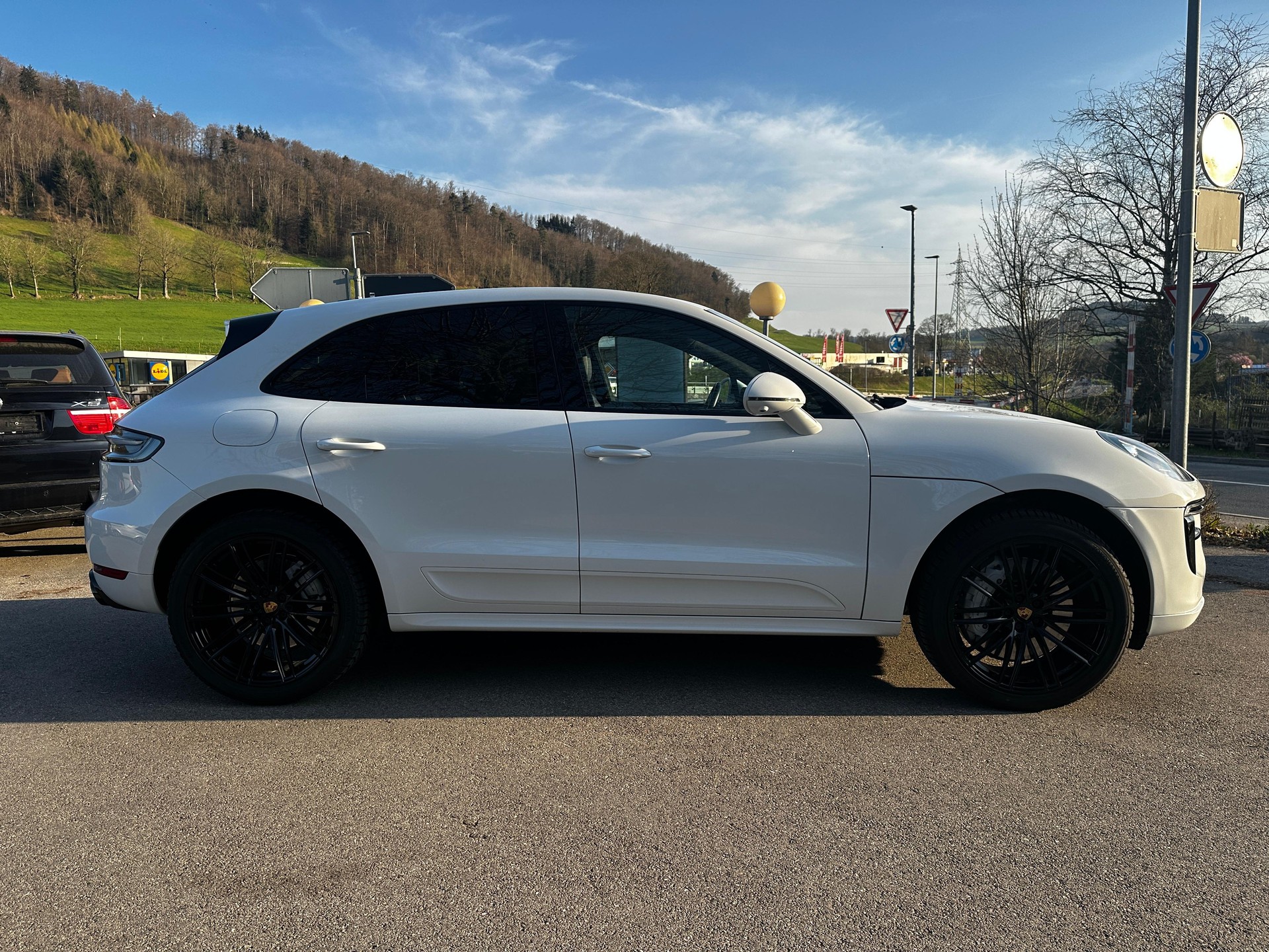 PORSCHE Macan Turbo PDK-image-2