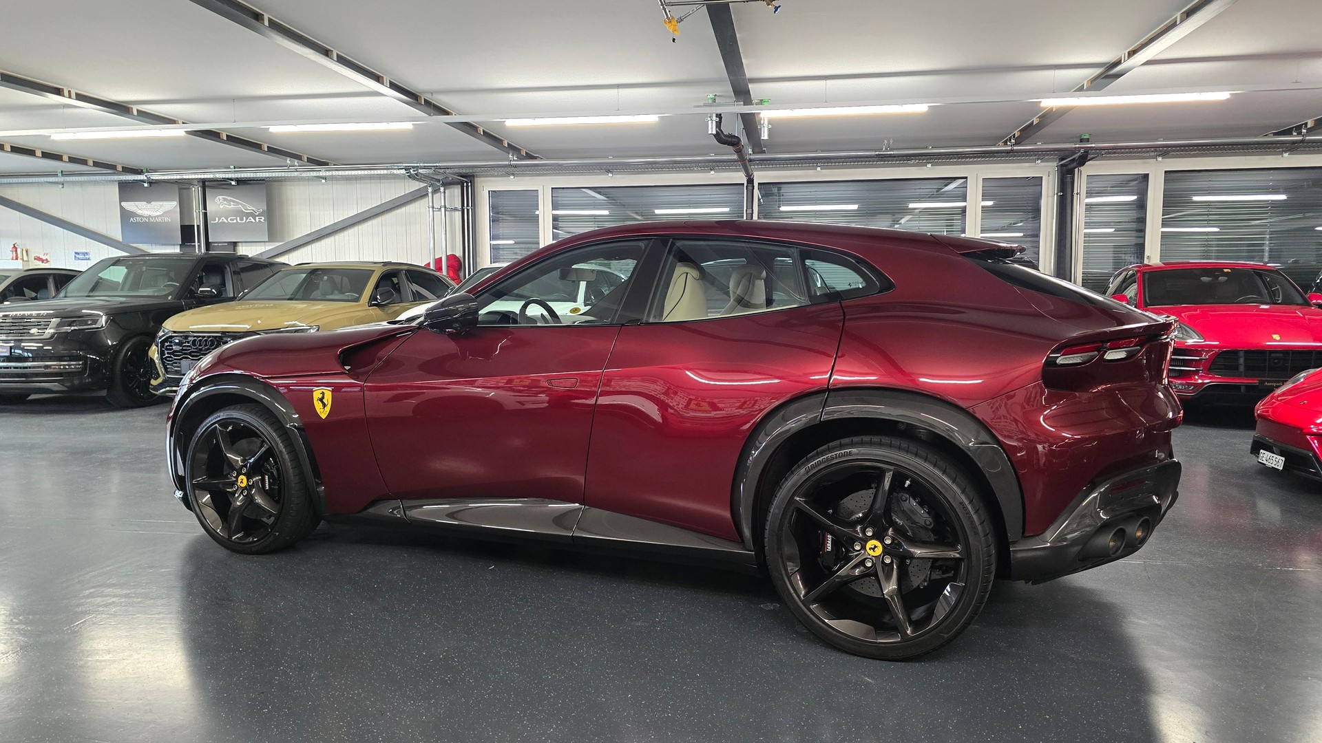 FERRARI Purosangue 6.5 V12-image-7
