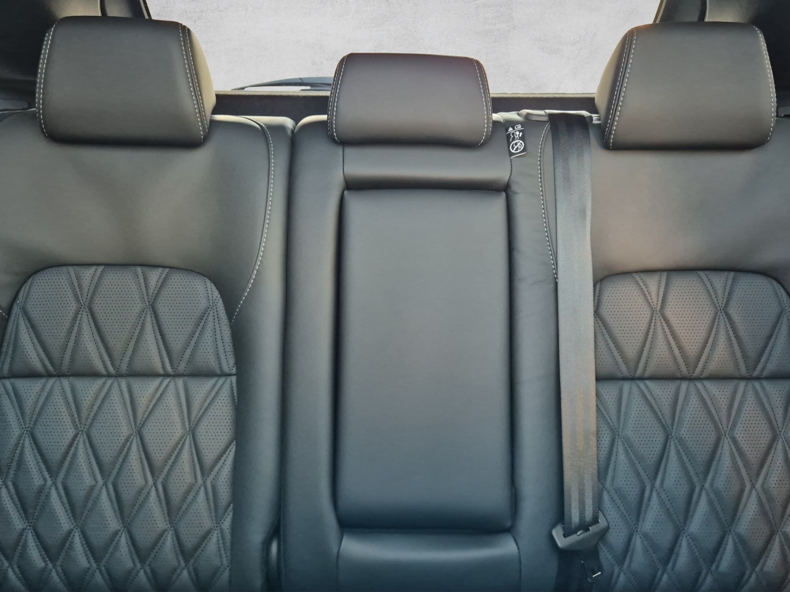 NISSAN Qashqai 1.3 DIG-T Tekna+ 4x4-image-11