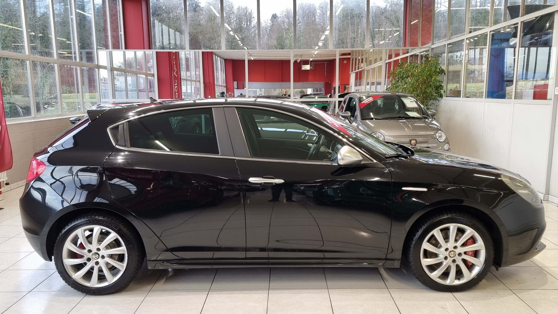 ALFA ROMEO Giulietta 1.4 TB MA 170 Distinctive-image-5