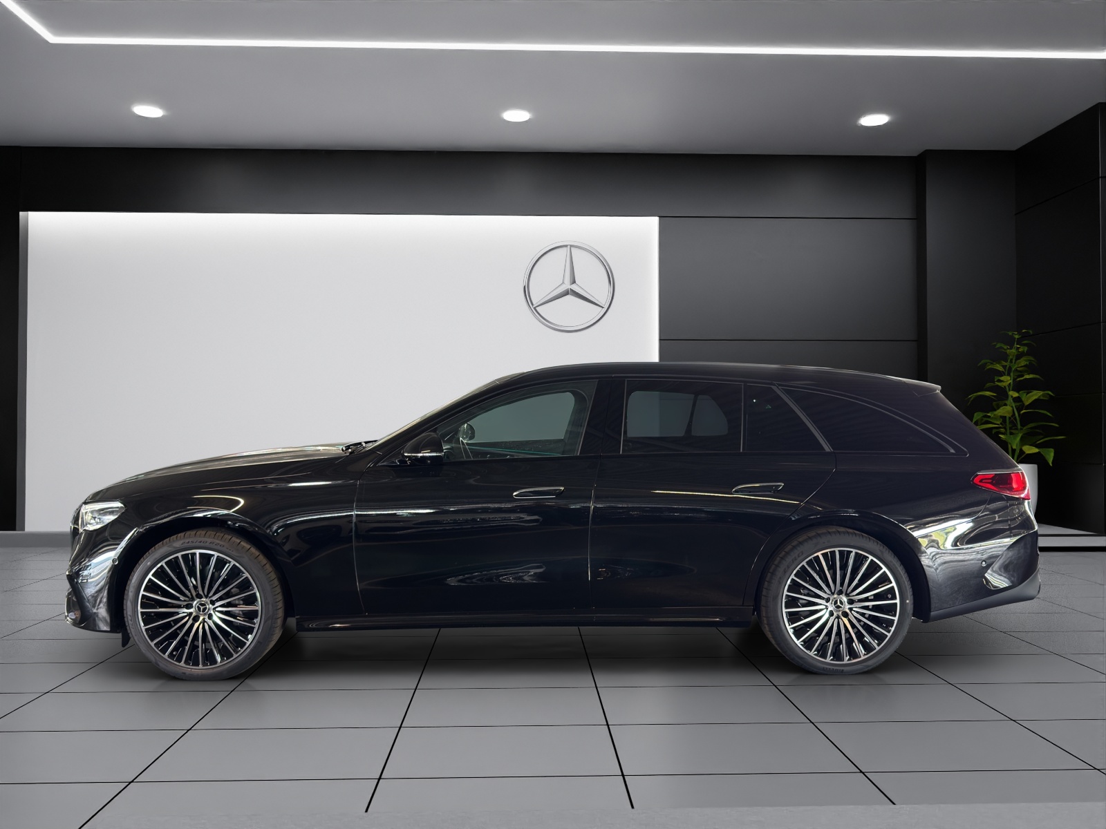 MERCEDES-BENZ E 220 d T 4Matic 9G-Tronic-image-3