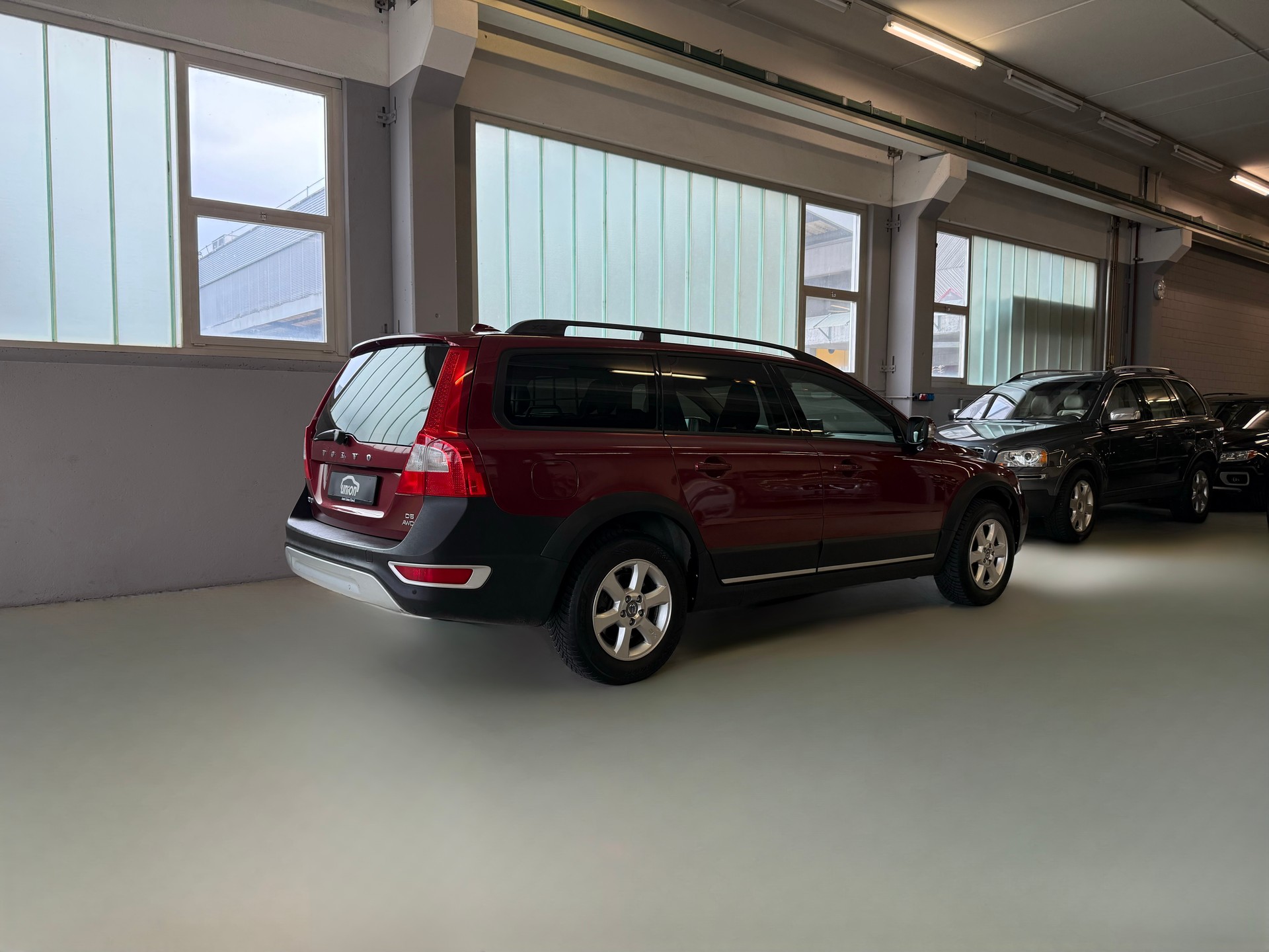 VOLVO XC70 D5 AWD Momentum Geartronic-image-5
