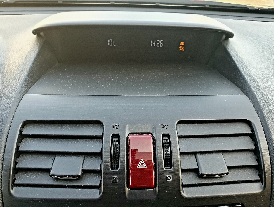 SUBARU XV 2.0 Swiss One AWD-image-9
