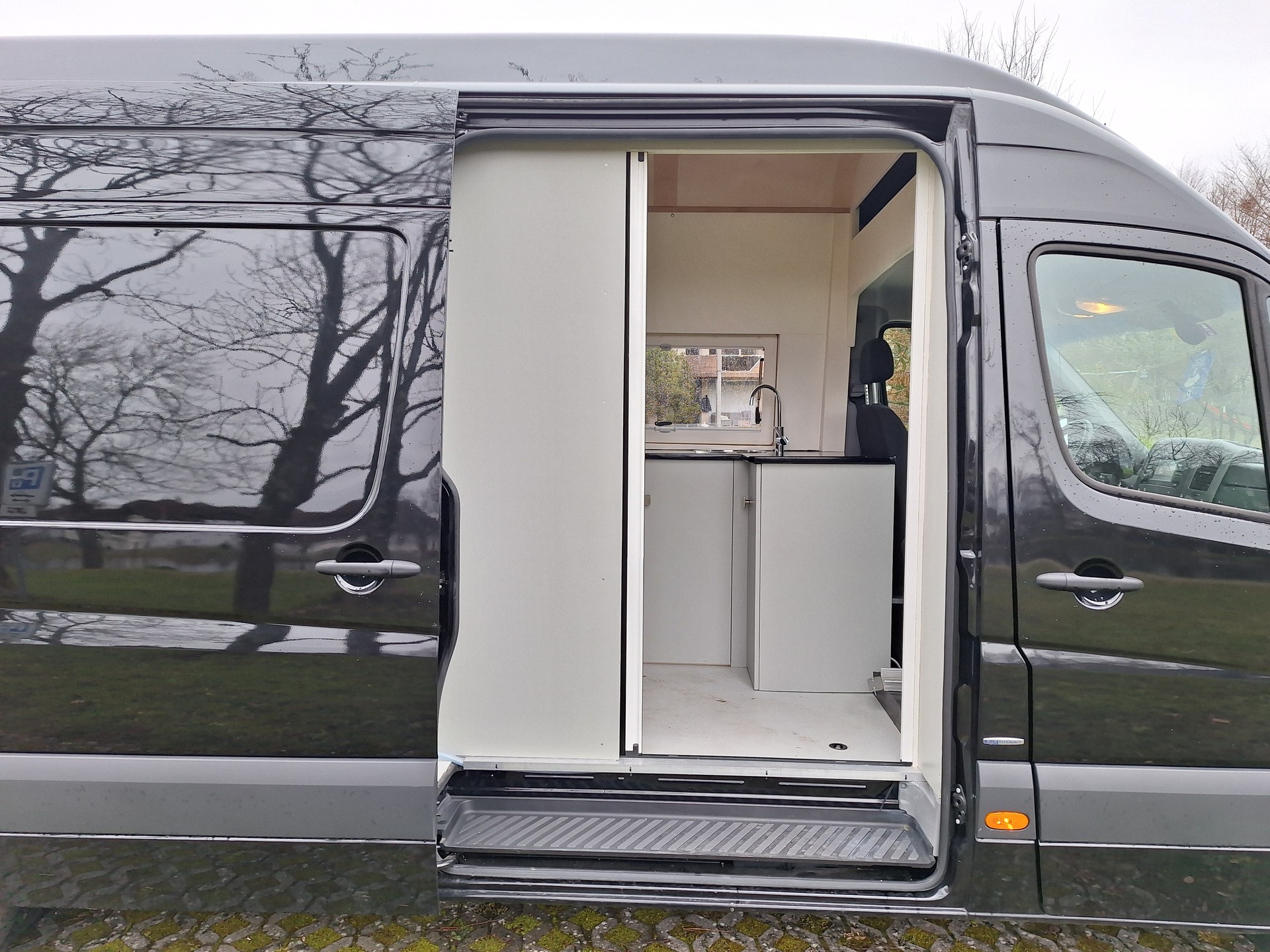 MERCEDES-BENZ 316 CDI Camper-image-4