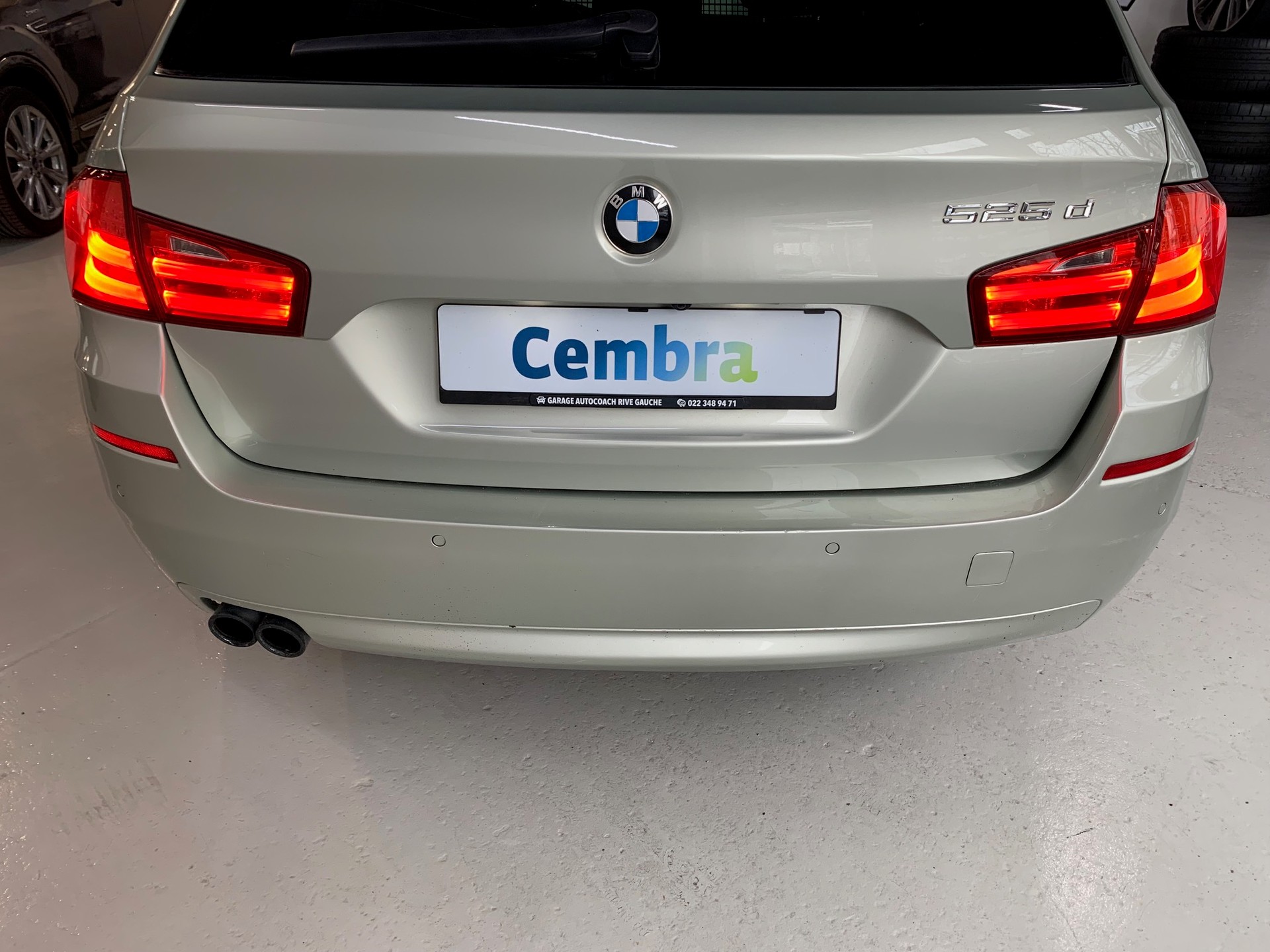 BMW 525d xDrive Touring Steptronic-image-8
