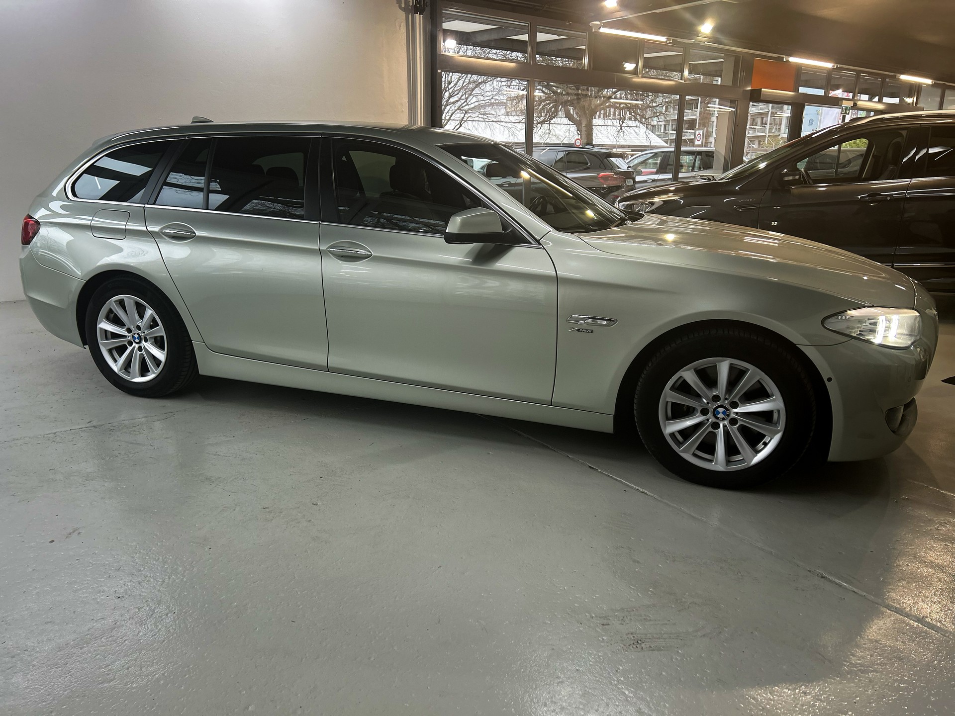 BMW 525d xDrive Touring Steptronic