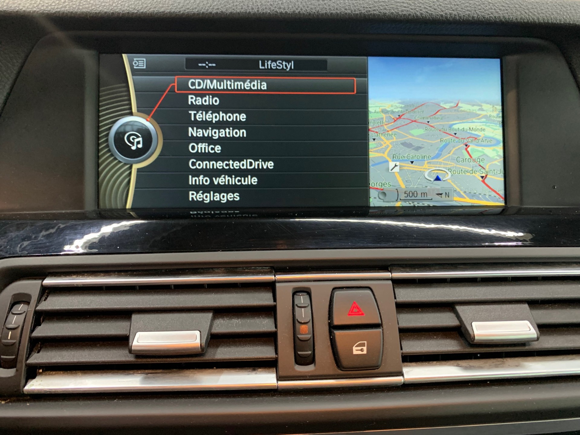 BMW 525d xDrive Touring Steptronic-image-26