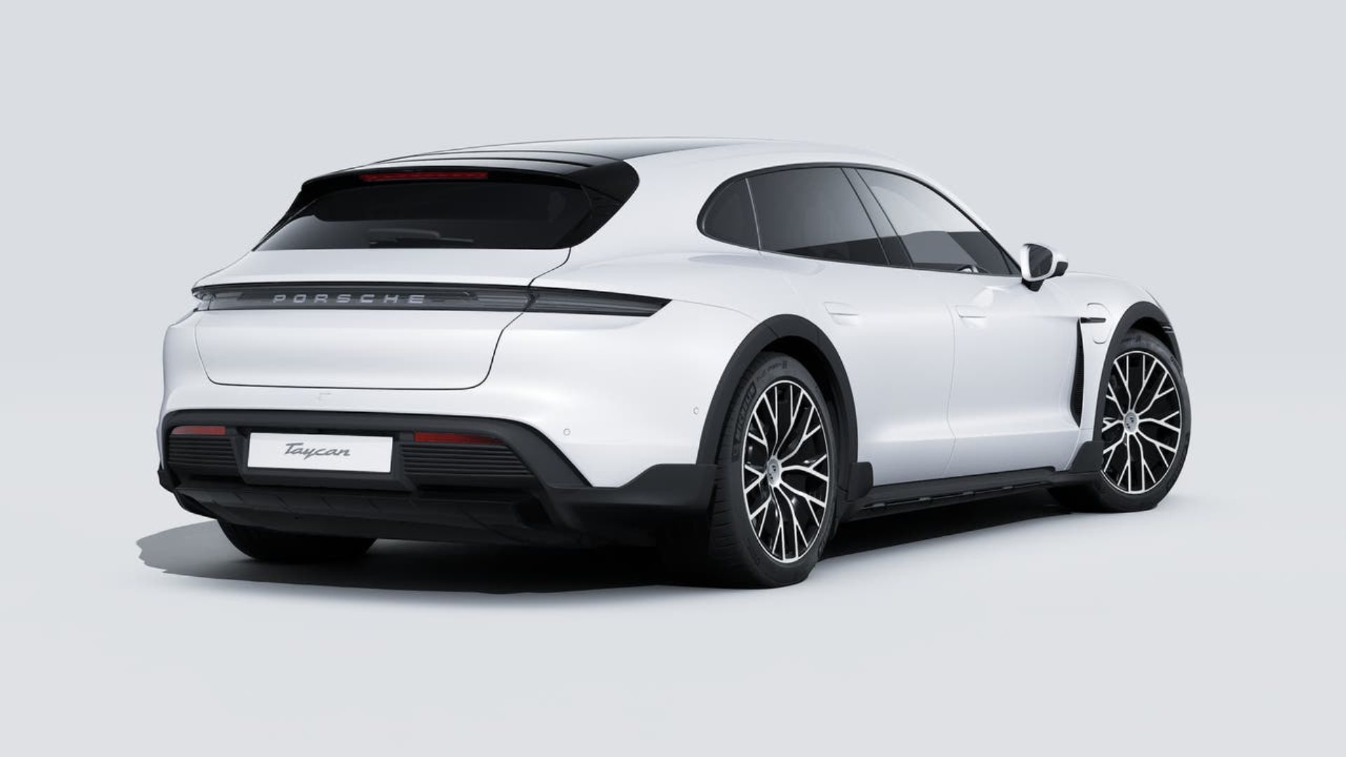 PORSCHE Taycan 4 Cross Turismo-image-8