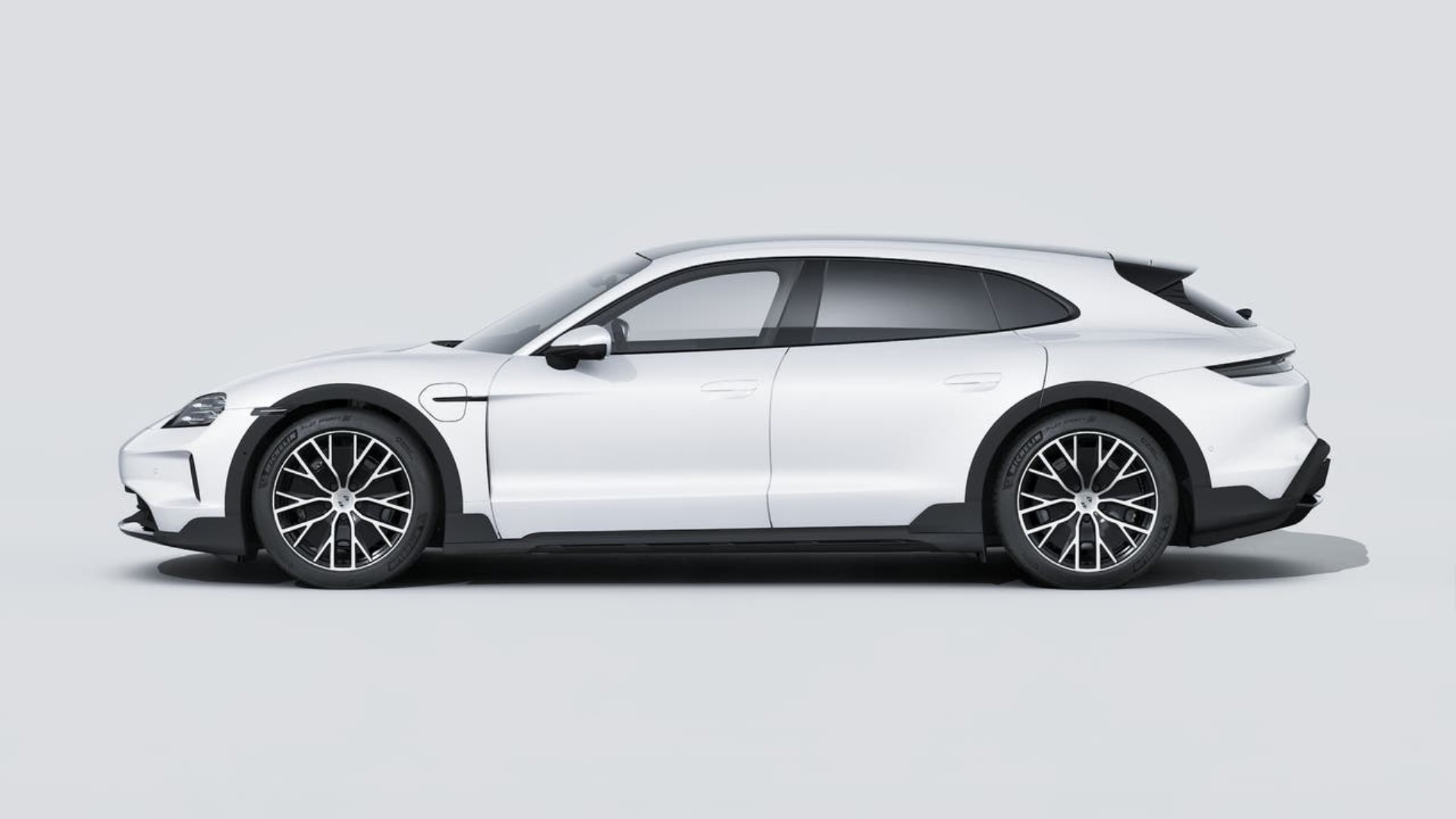 PORSCHE Taycan 4 Cross Turismo-image-1