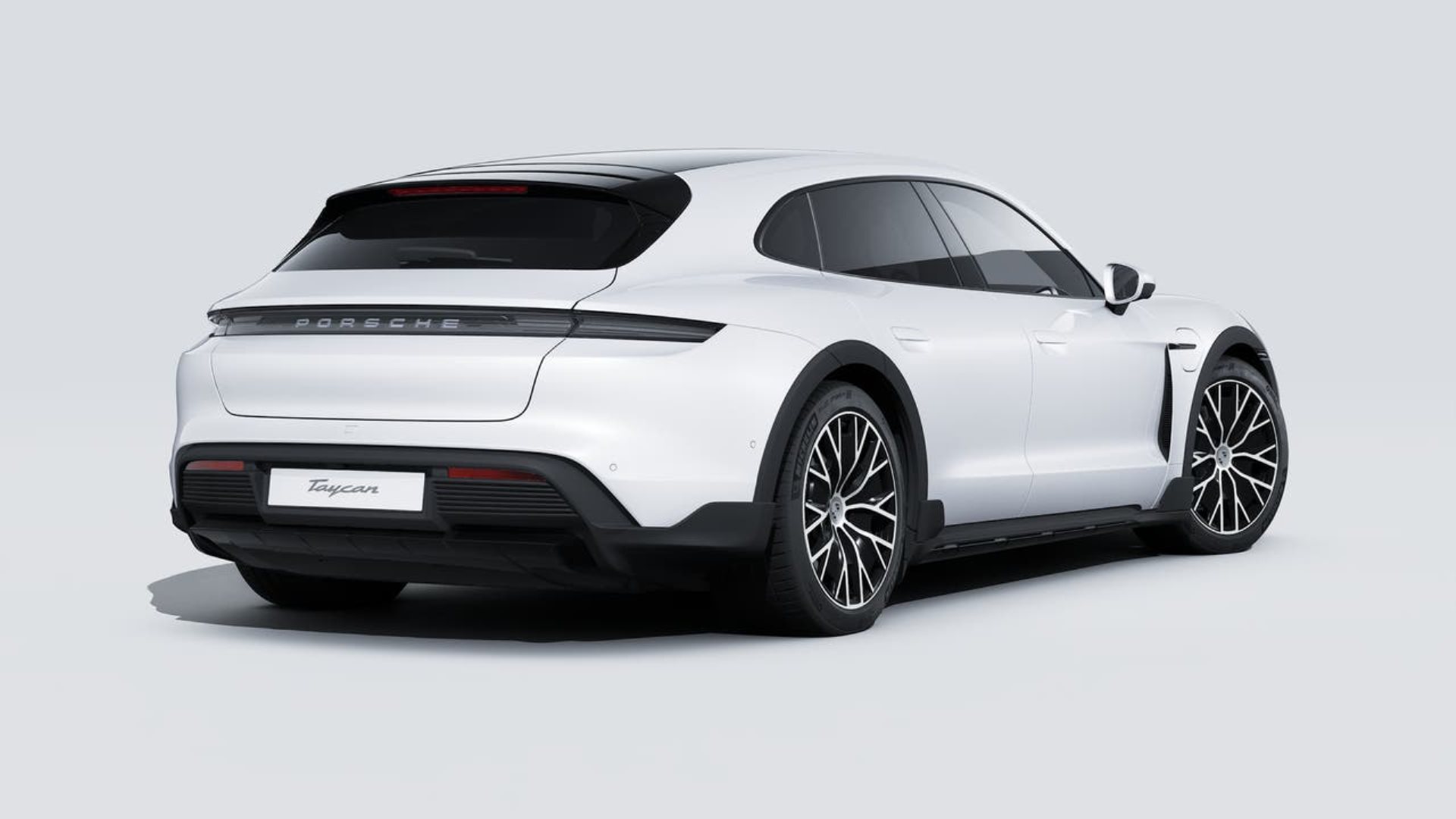 PORSCHE Taycan 4 Cross Turismo-image-8