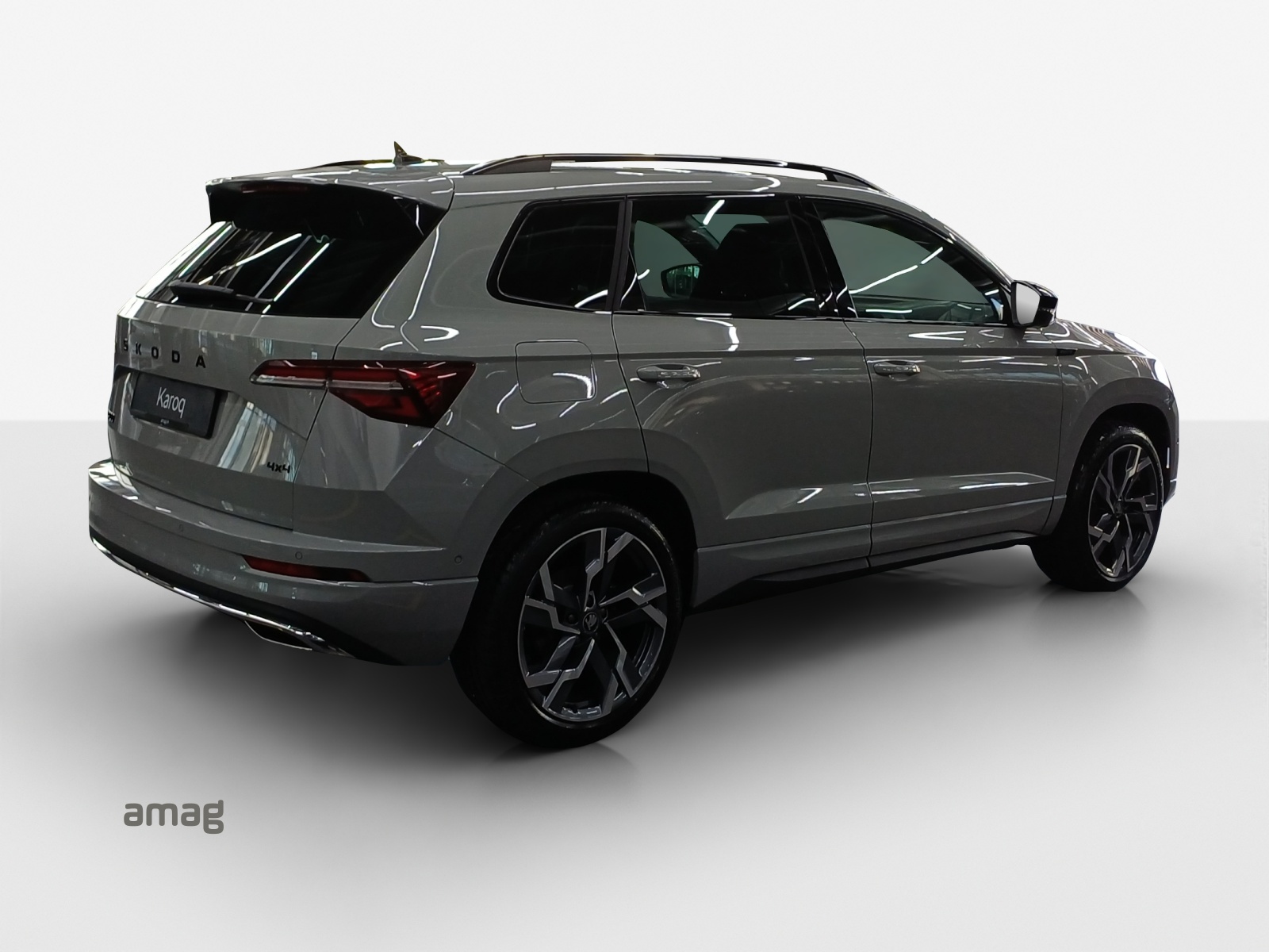 SKODA Karoq 2.0 TSI SportLine 4x4 DSG-image-4