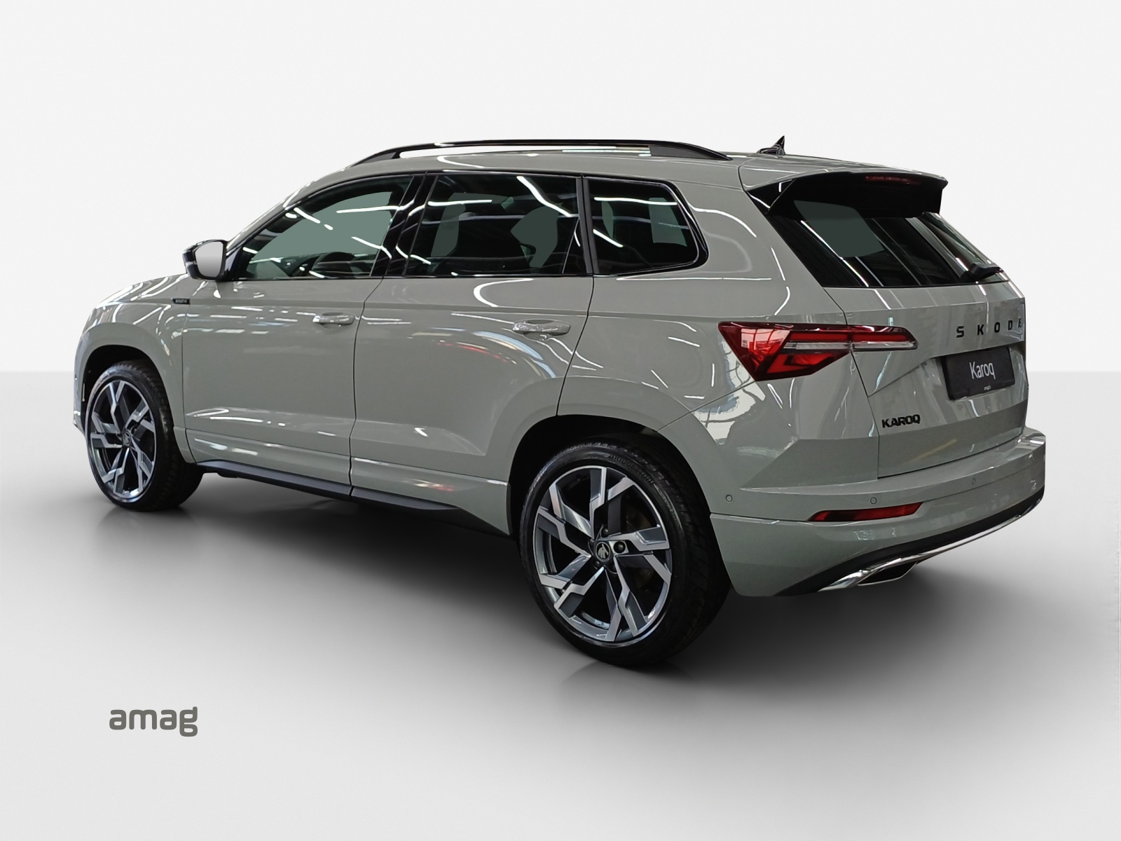 SKODA Karoq 2.0 TSI SportLine 4x4 DSG-image-2