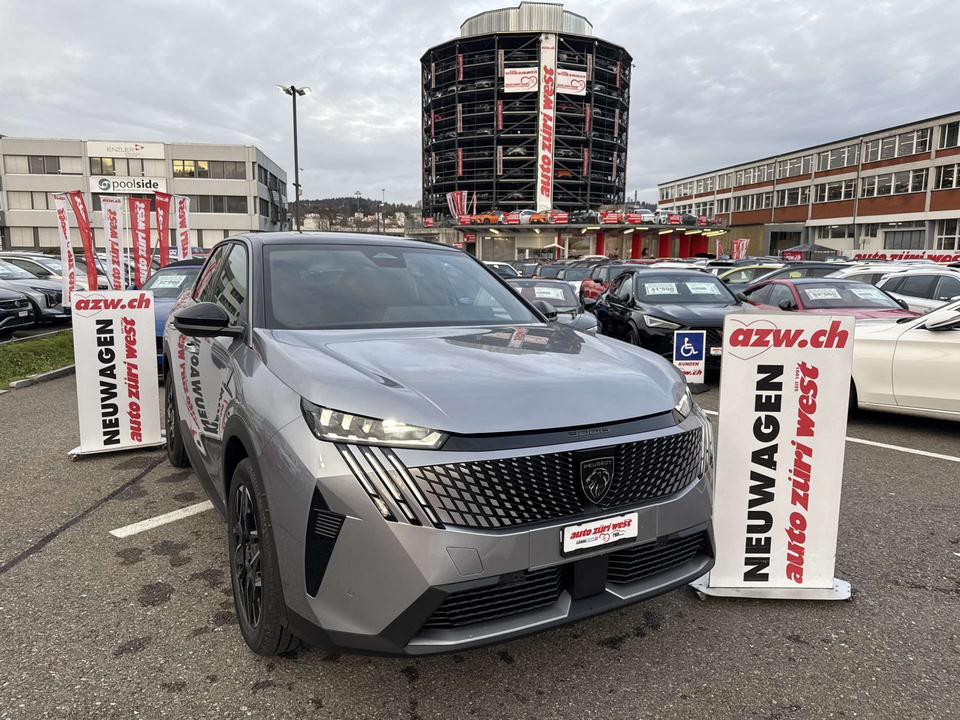 PEUGEOT 3008 145 Hybrid GT e-DCS Automat-image-0