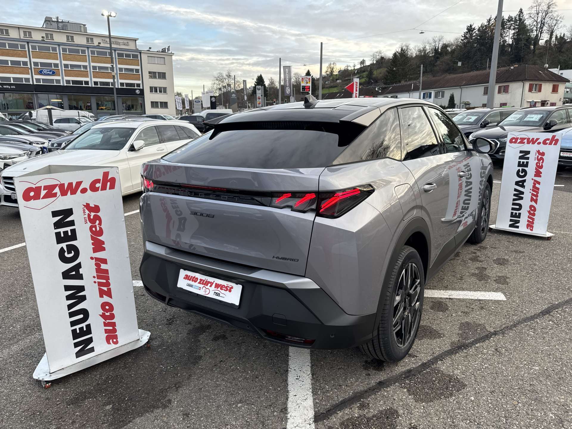 PEUGEOT 3008 145 Hybrid GT e-DCS Automat-image-2