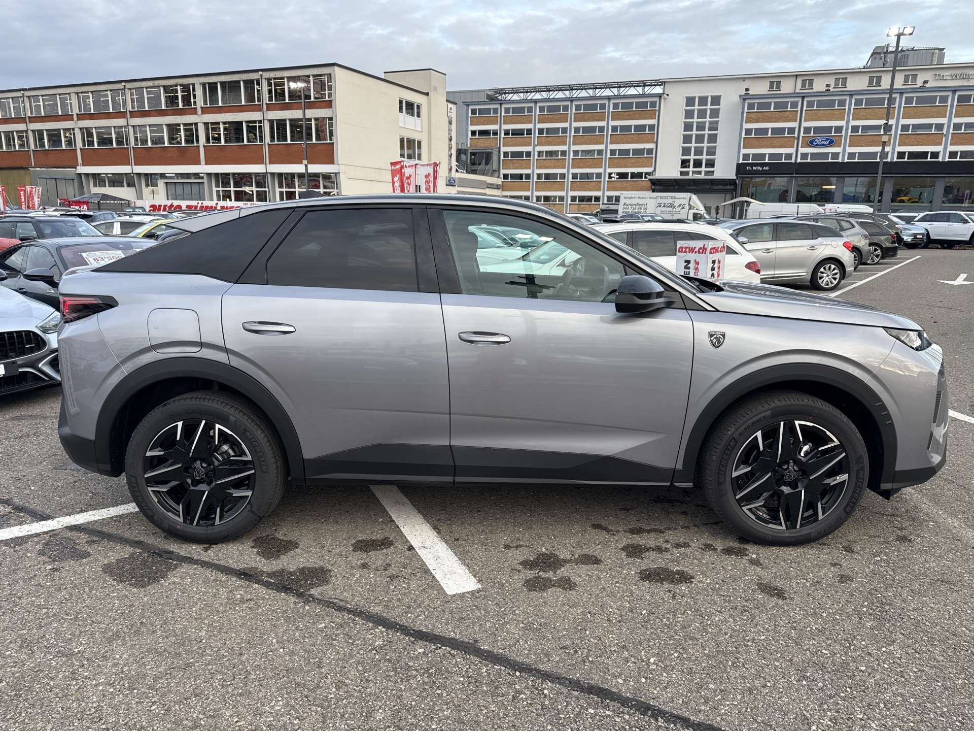 PEUGEOT 3008 145 Hybrid GT e-DCS Automat-image-9