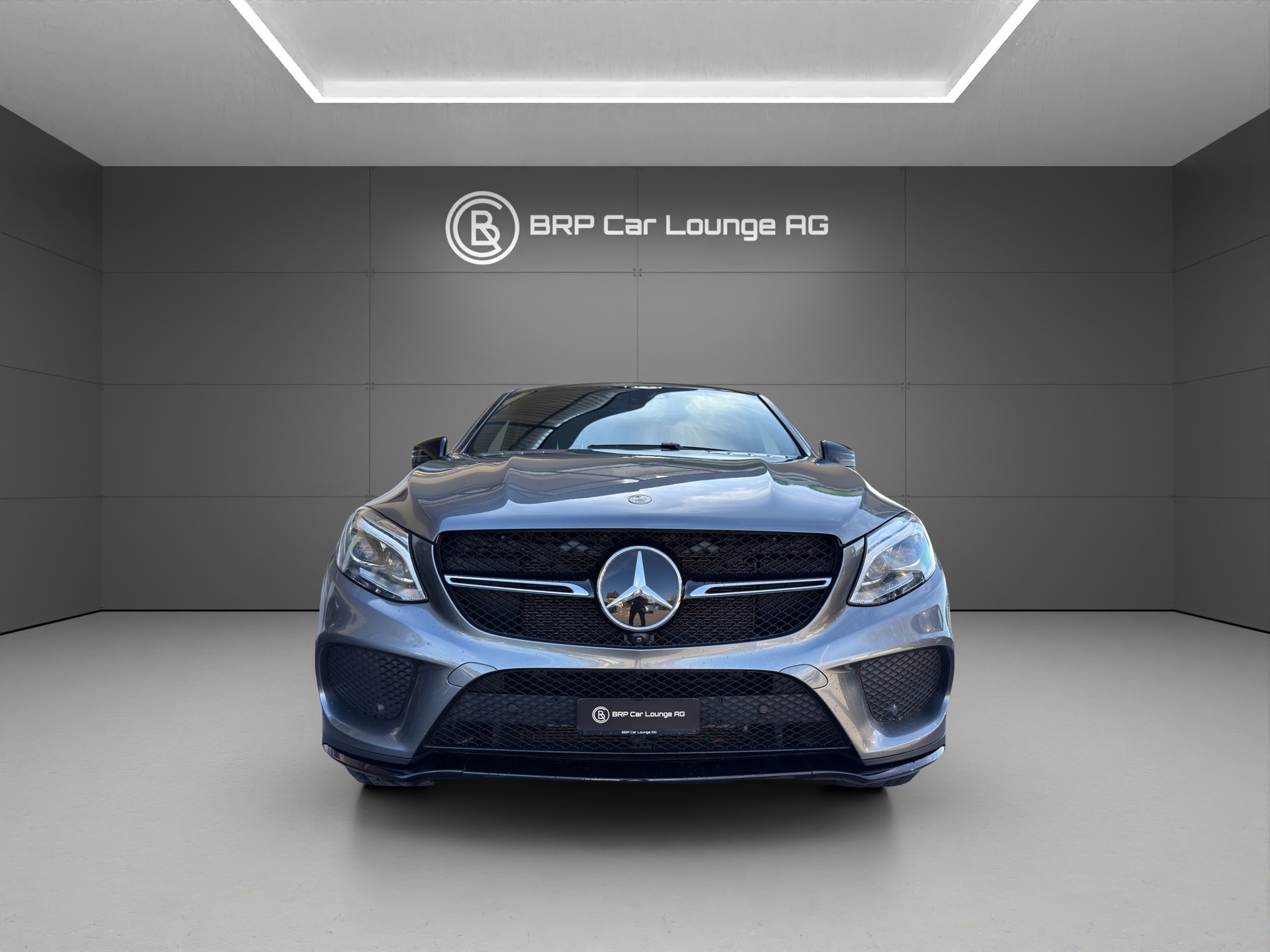 MERCEDES-BENZ GLE Coupé 400 * AMG Line * frisch ab Service * neue Reifen *-image-7