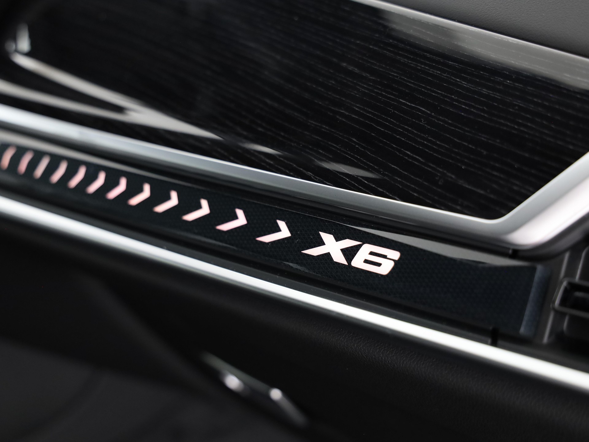 BMW X6 40d xDrive-image-7
