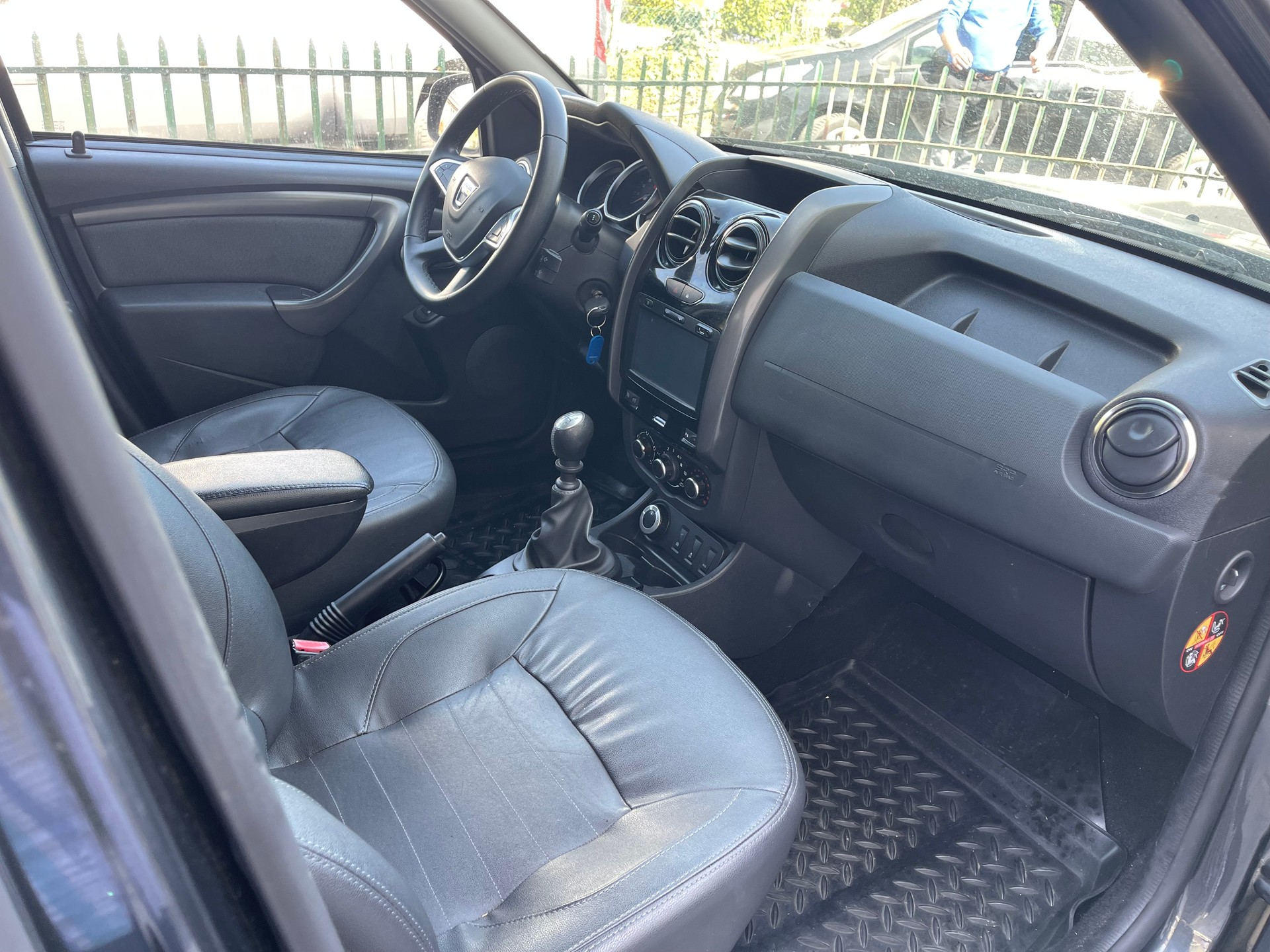 DACIA Duster 1.2 T Privilège 4x4-image-11