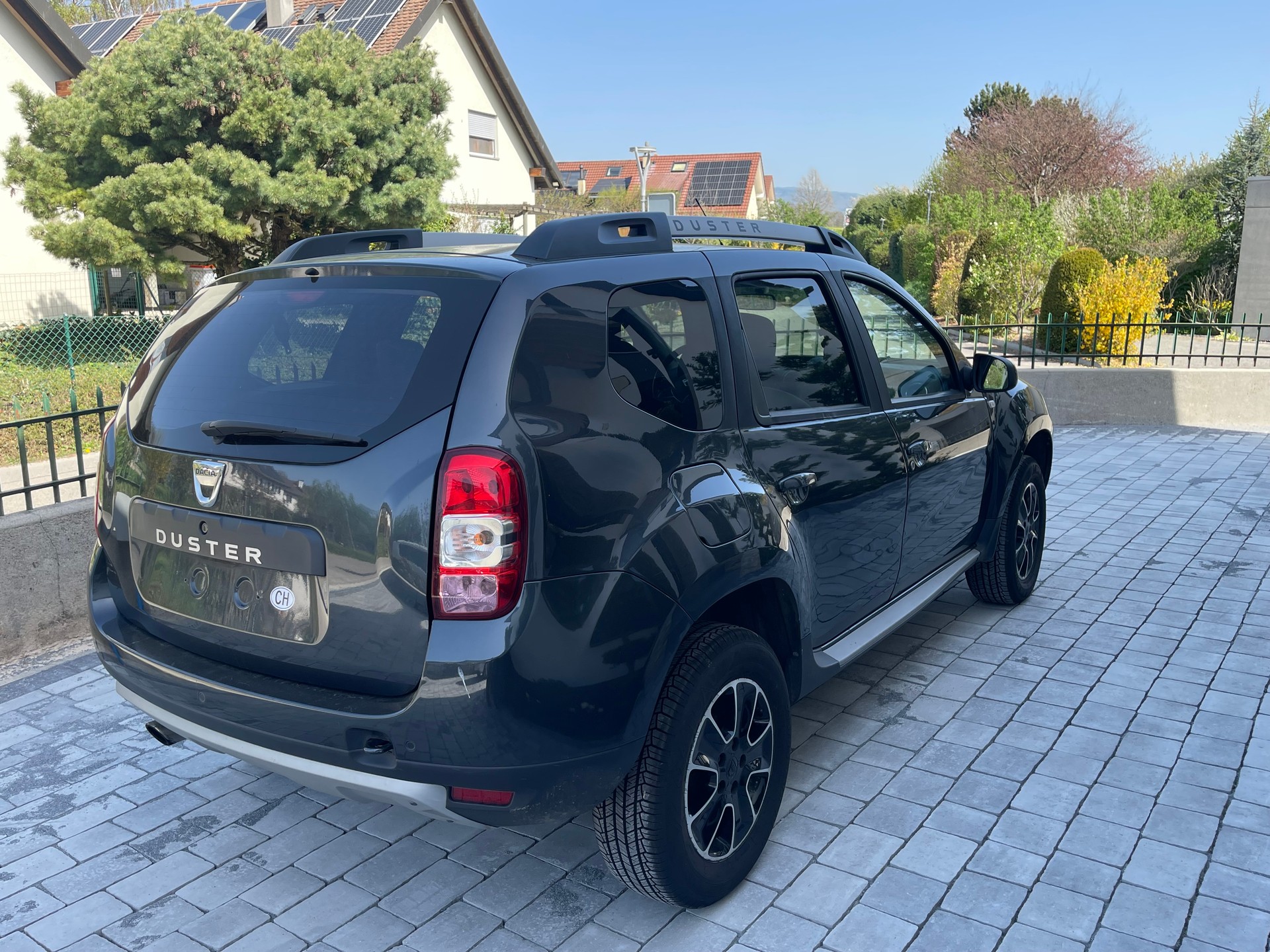 DACIA Duster 1.2 T Privilège 4x4-image-4