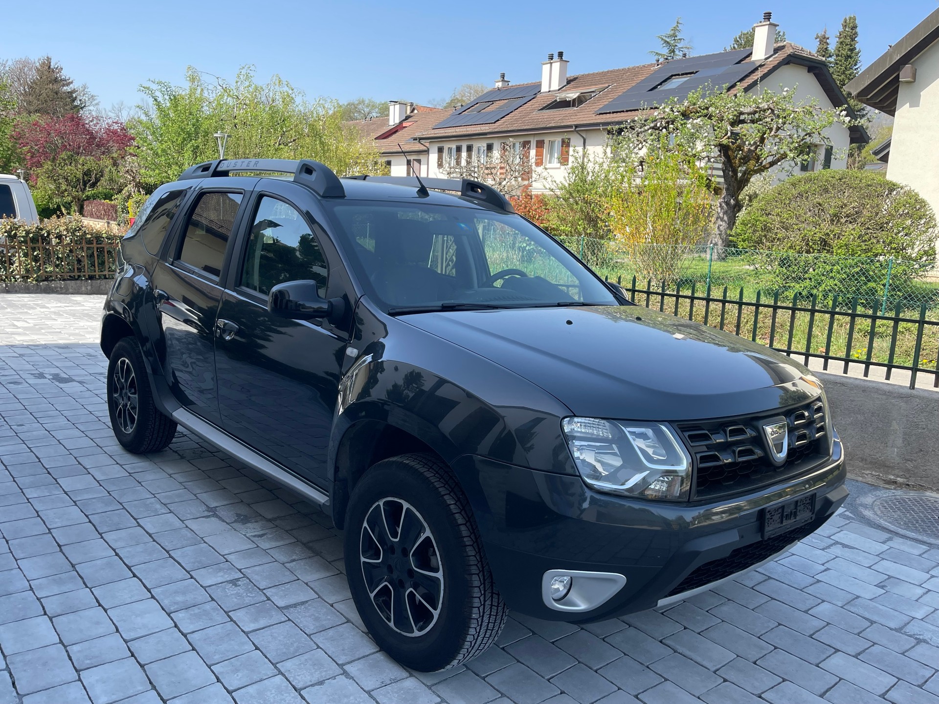 DACIA Duster 1.2 T Privilège 4x4-image-1