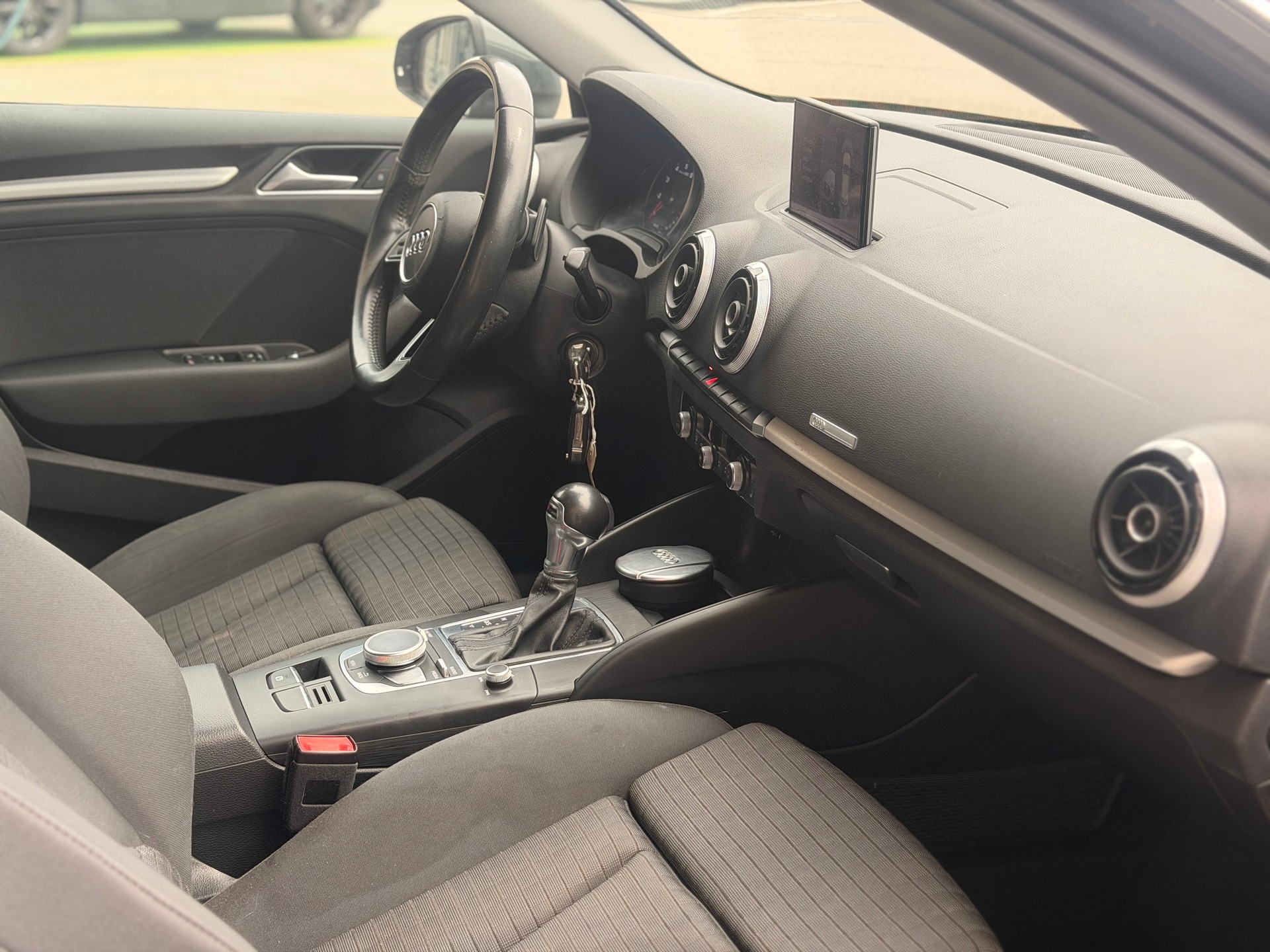 AUDI A3 Sportback 1.4 TFSI Sport S-tronic-image-24