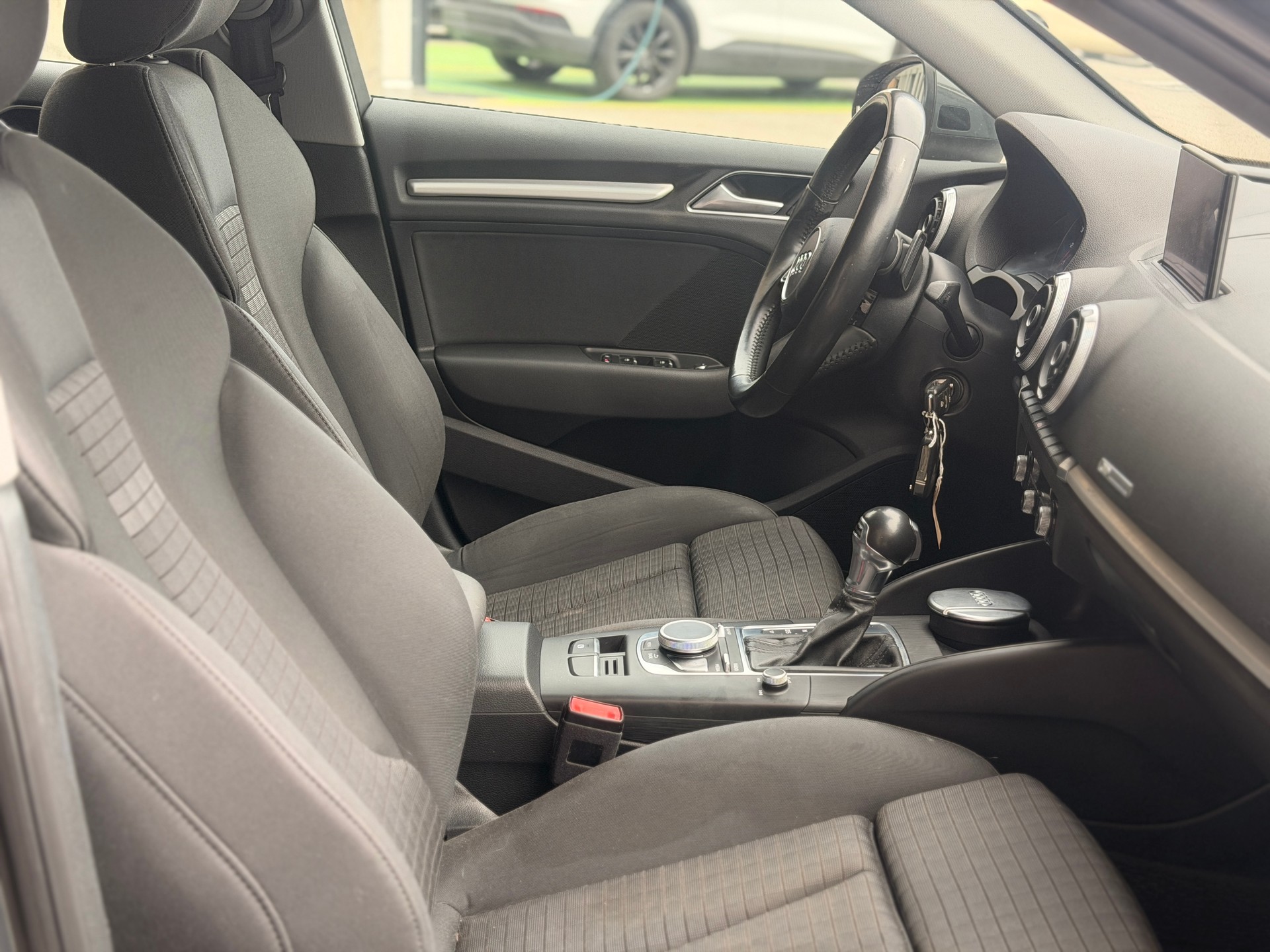 AUDI A3 Sportback 1.4 TFSI Sport S-tronic-image-23