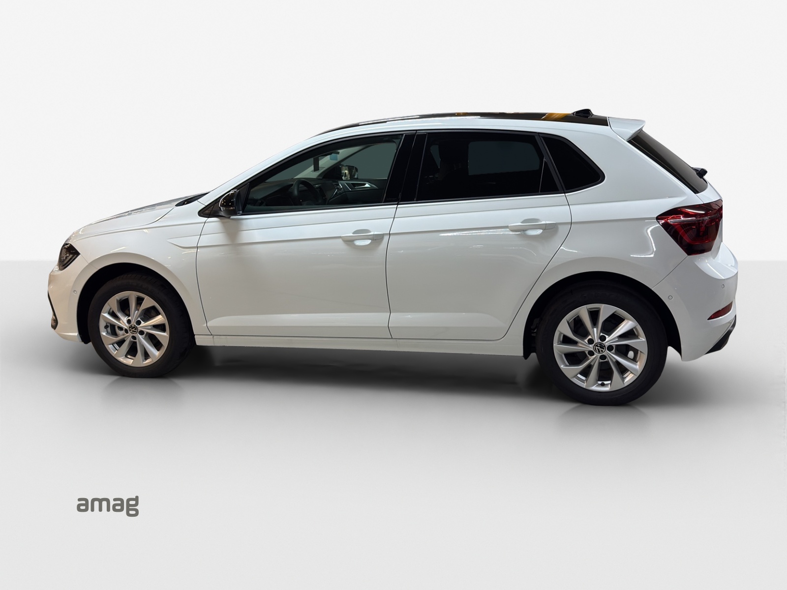 VW Polo km 0 con servizi inclusi-image-1