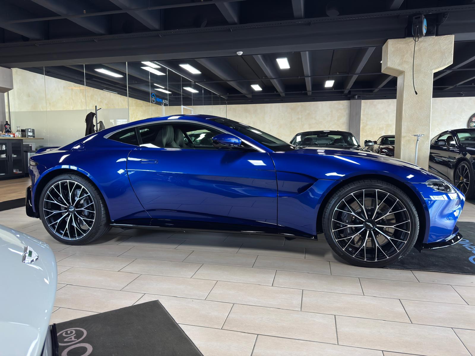 ASTON MARTIN V8 Vantage 4.0 Coupé-image-2