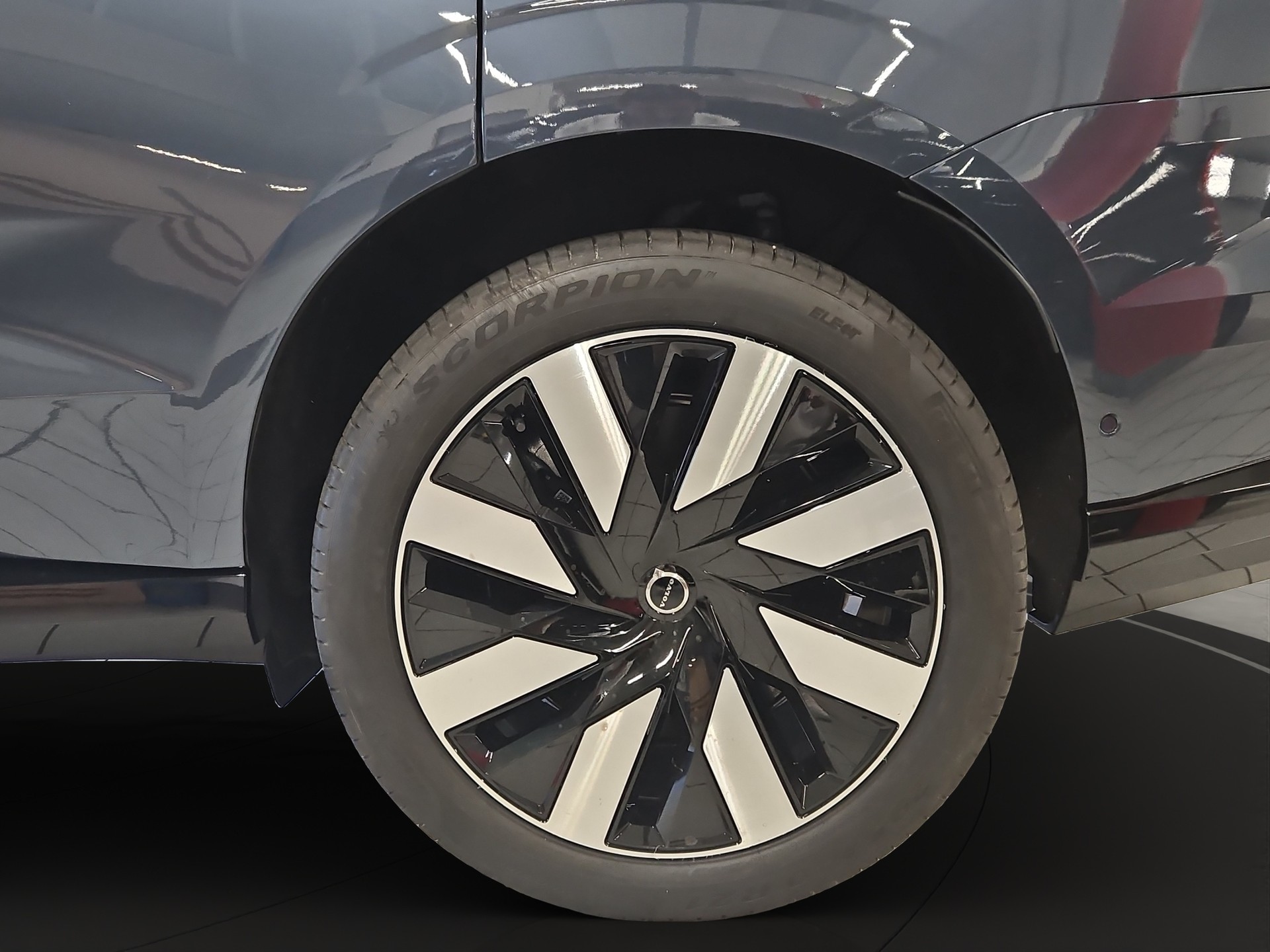 VOLVO EX90 Twin Performance Ultra AWD-image-11