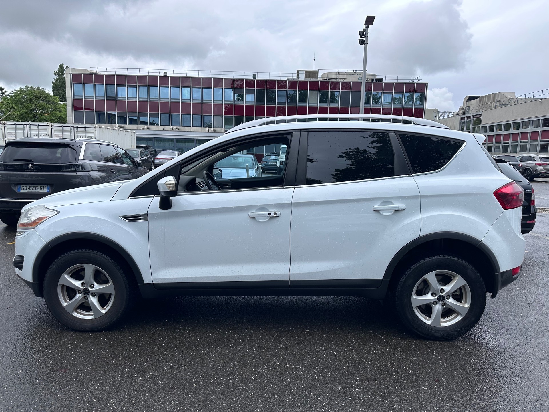 FORD Kuga 2.0 TDCi Titanium Executive 4WD-image-1