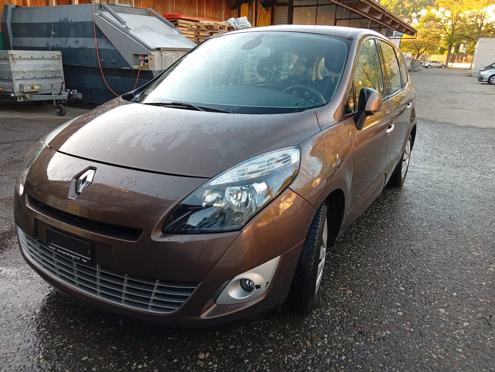 Car photo