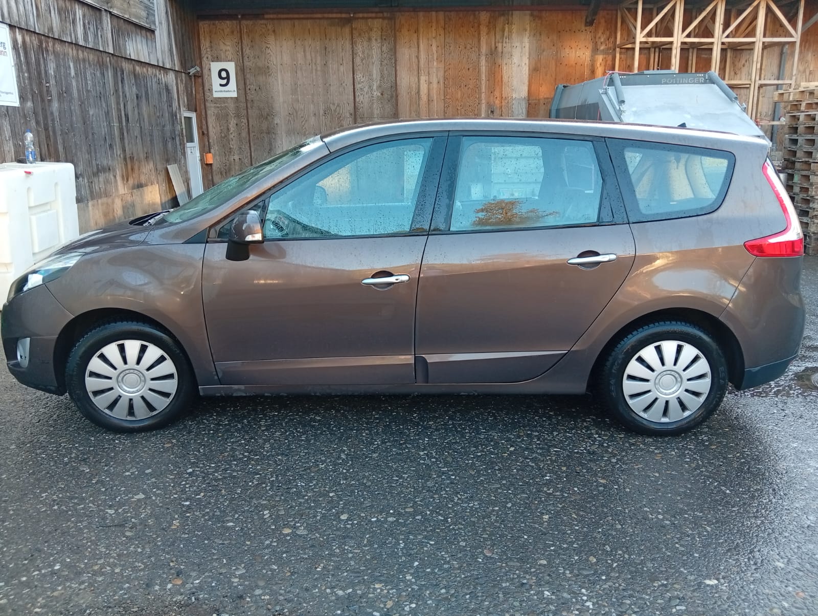 RENAULT Grand Scénic 2.0 16V Expression X-Tronic CVT-image-6