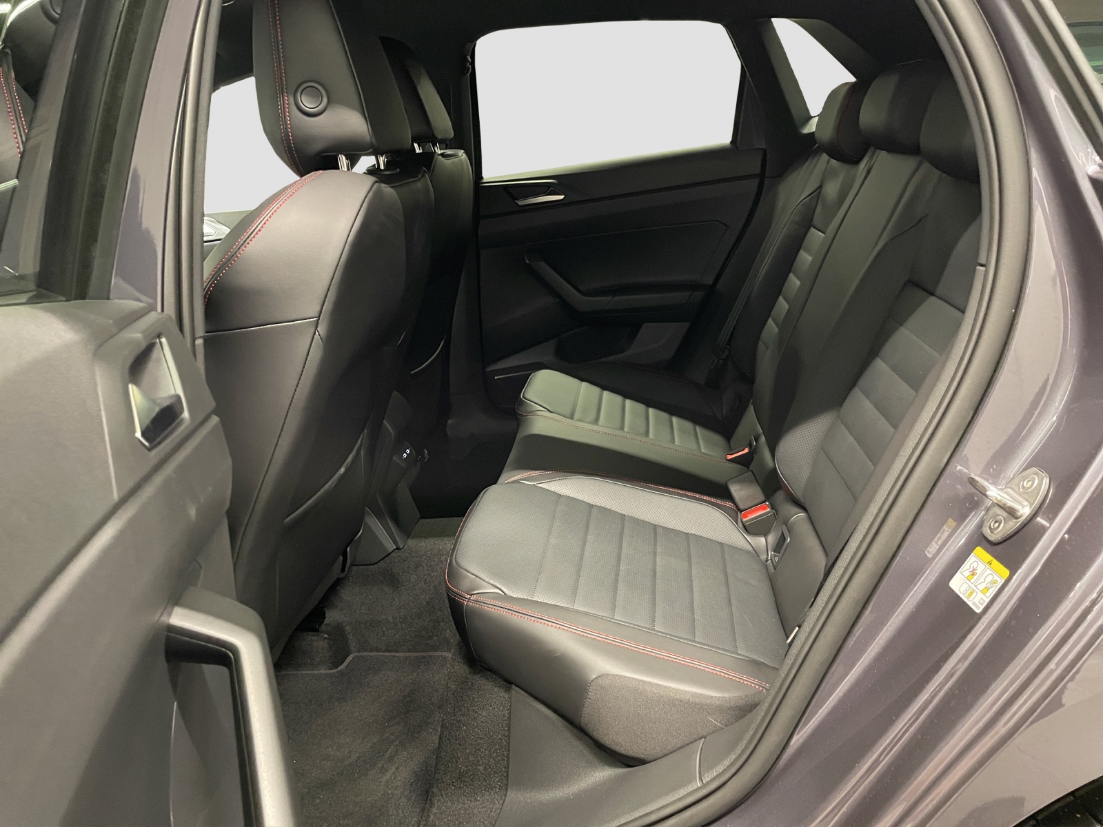 VW Polo 2.0 TSI GTI DSG-image-12