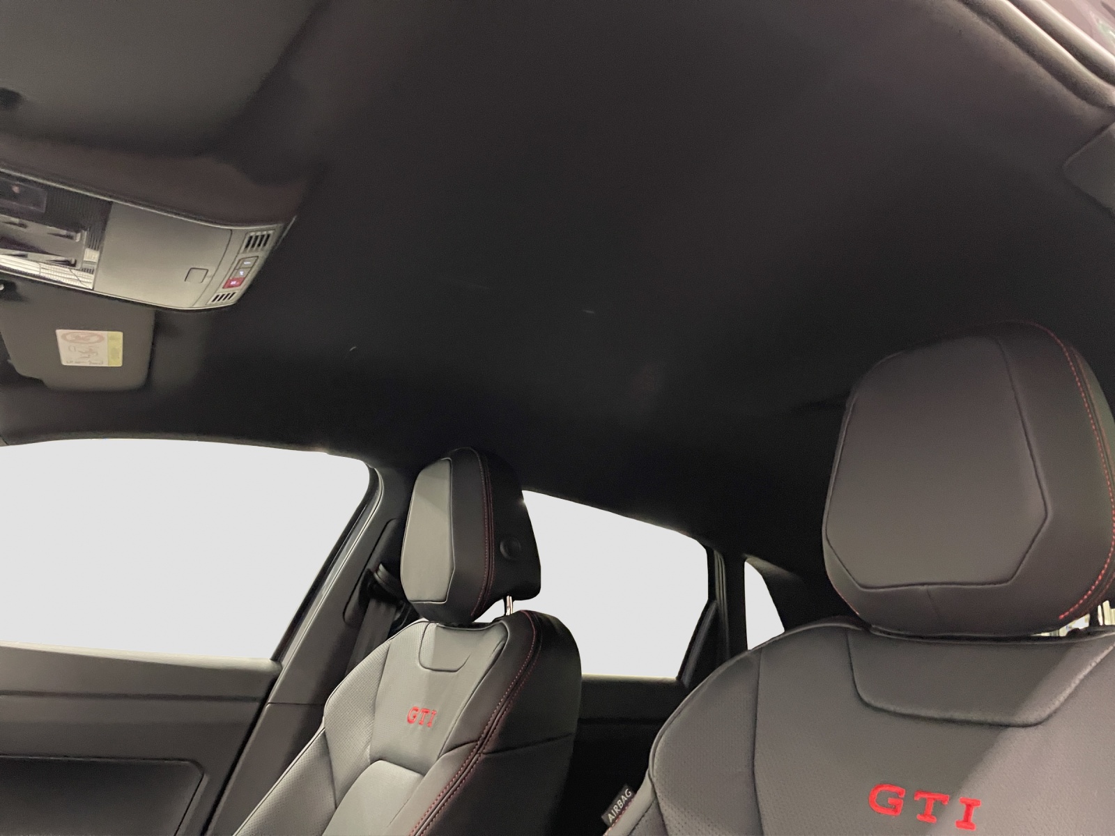 VW Polo 2.0 TSI GTI DSG-image-15