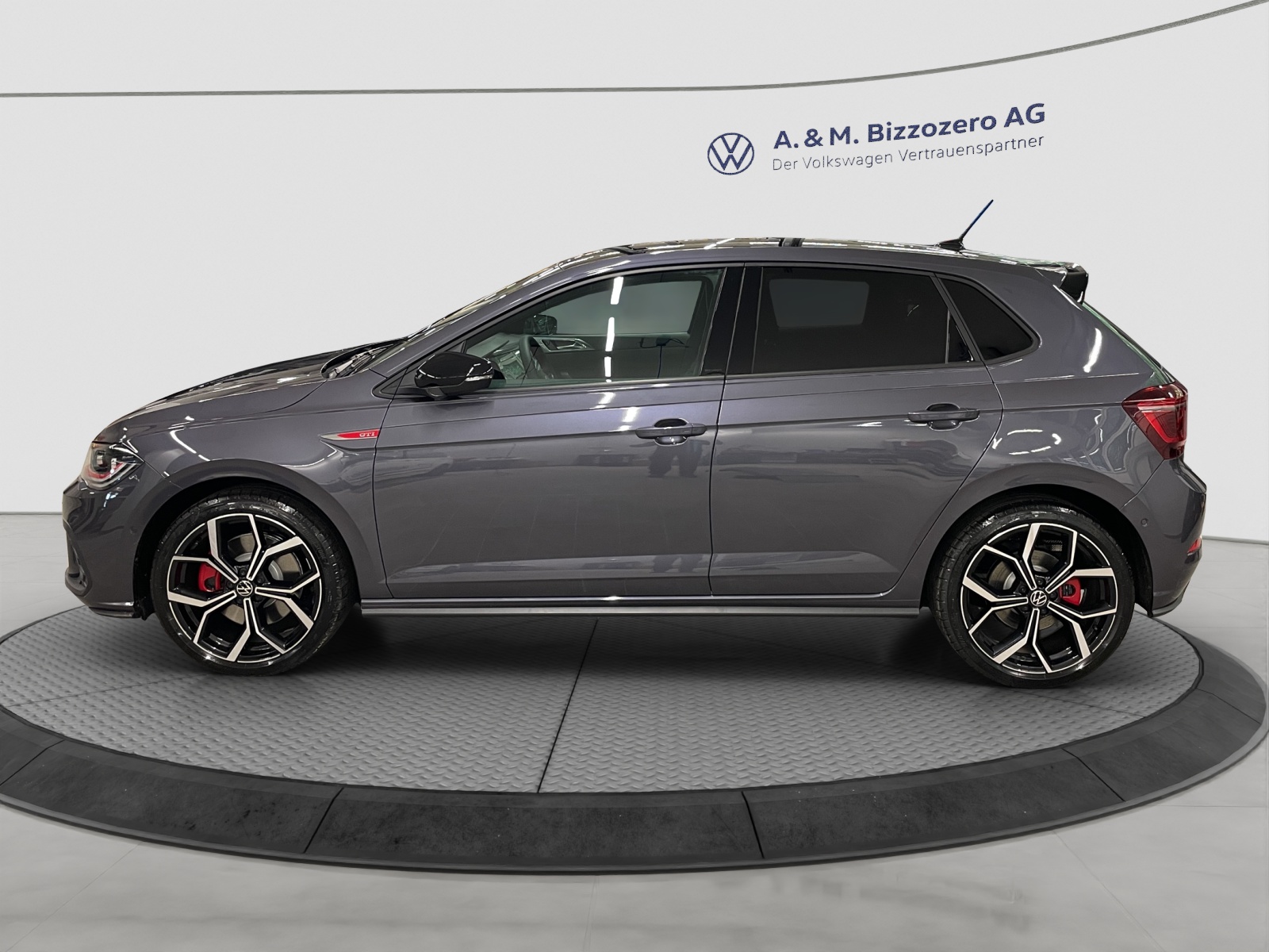 VW Polo 2.0 TSI GTI DSG-image-1