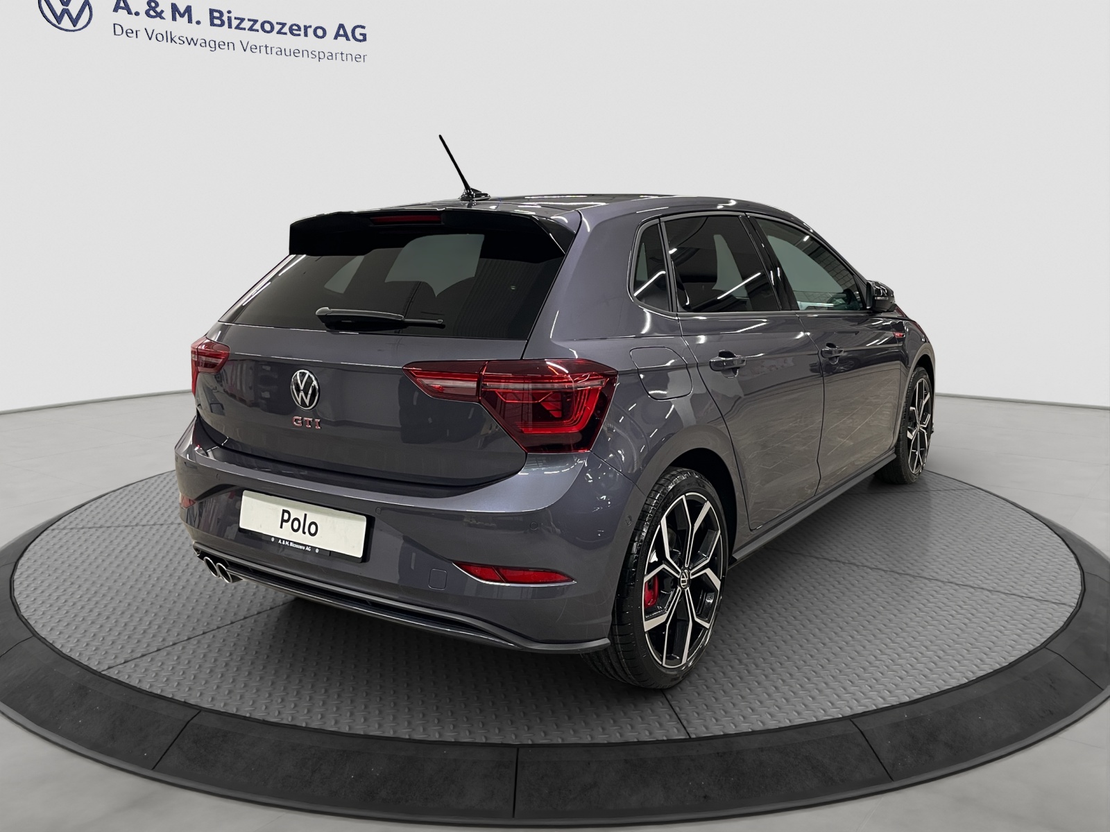 VW Polo 2.0 TSI GTI DSG-image-4