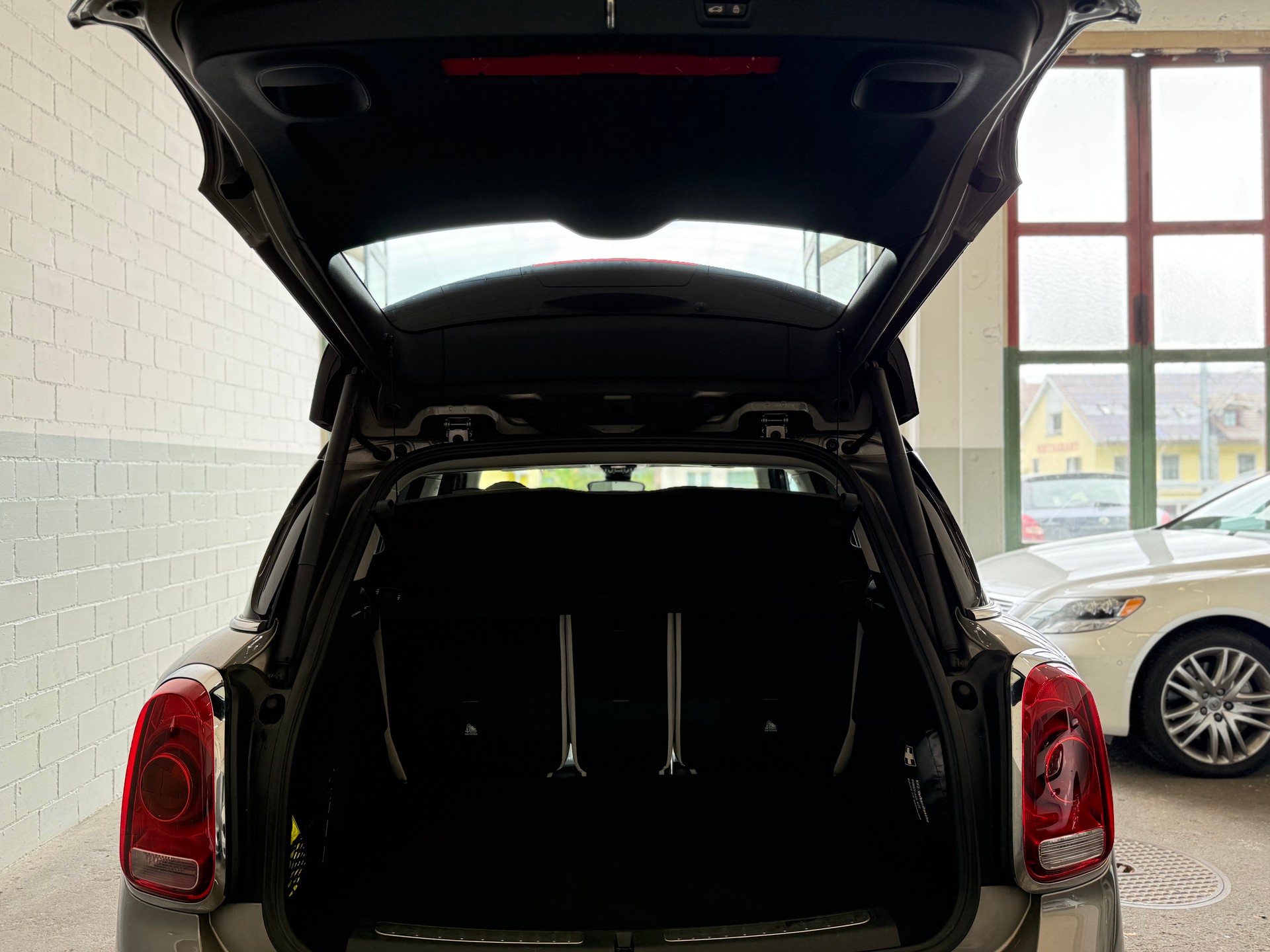 MINI Countryman Cooper S ALL4 Steptronic-image-15
