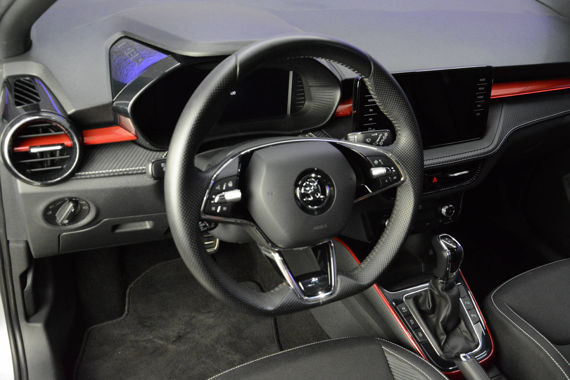 SKODA Fabia 1.5 TSI Monte Carlo DSG-image-11