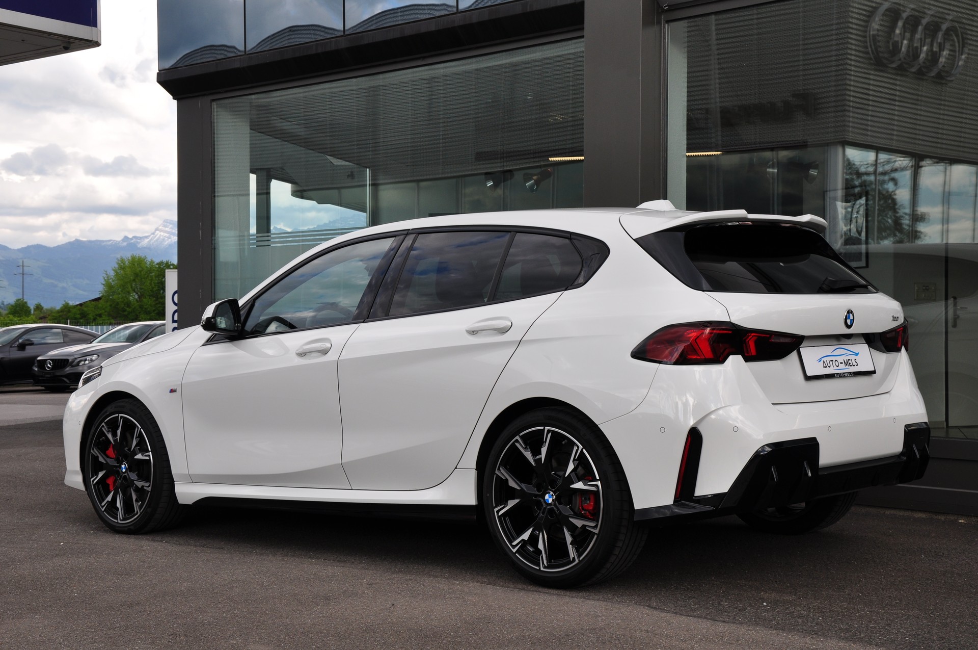 BMW 120 M Sport Pro Steptronic-image-5