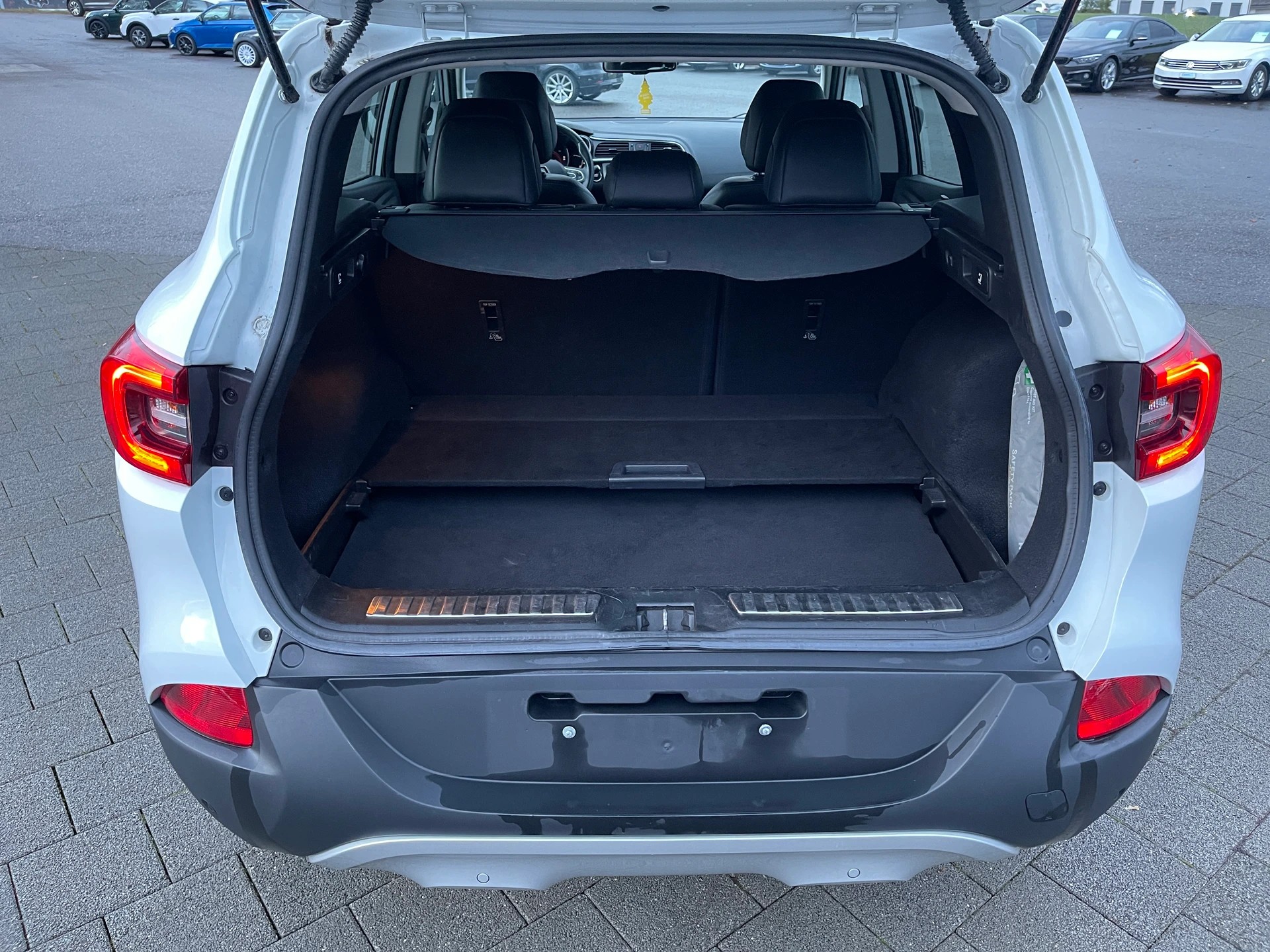 RENAULT Kadjar 1.6 dCi S-Edition 4x4-image-14