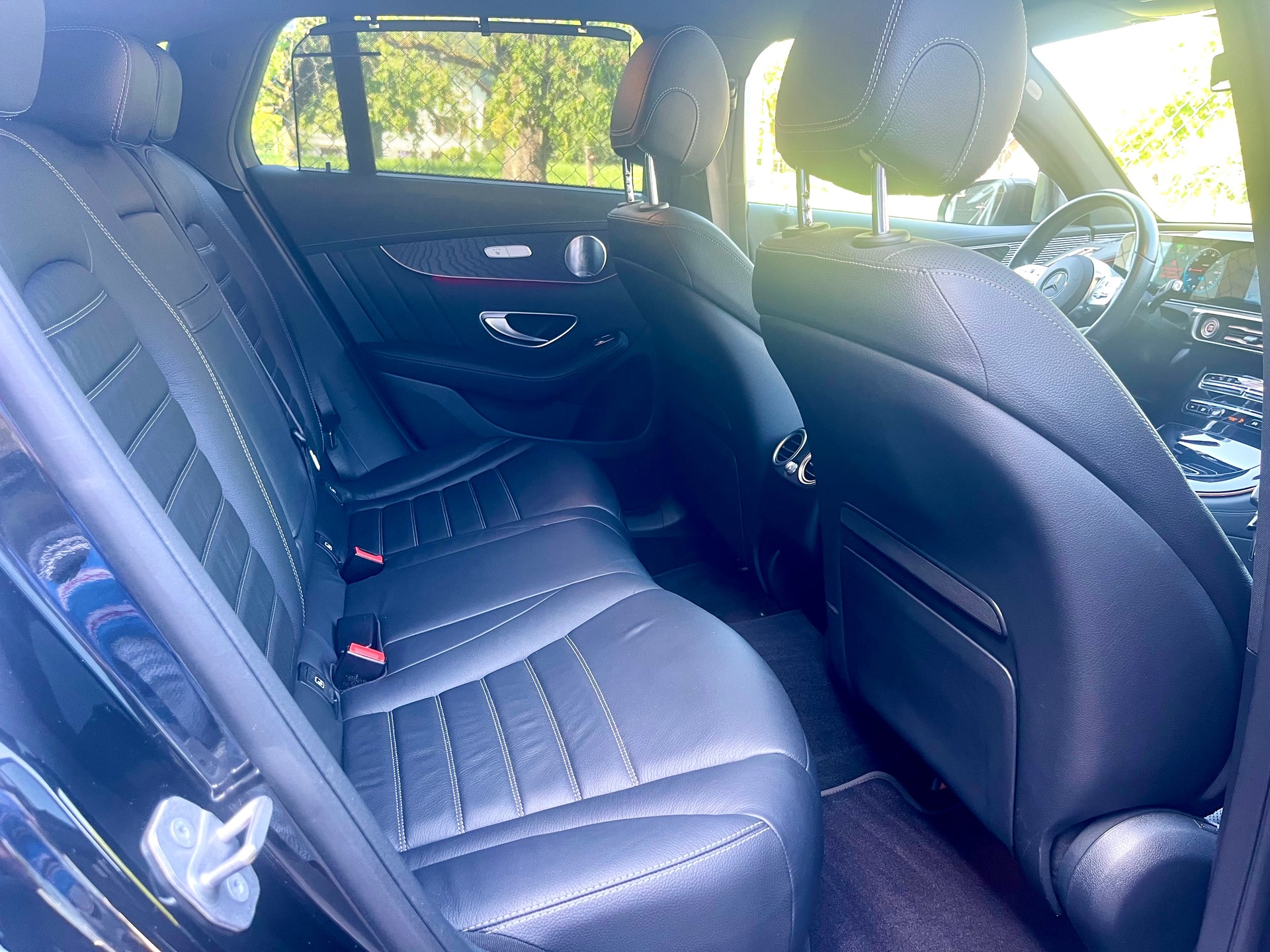 MERCEDES-BENZ EQC 400 AMG Line 4Matic-image-30