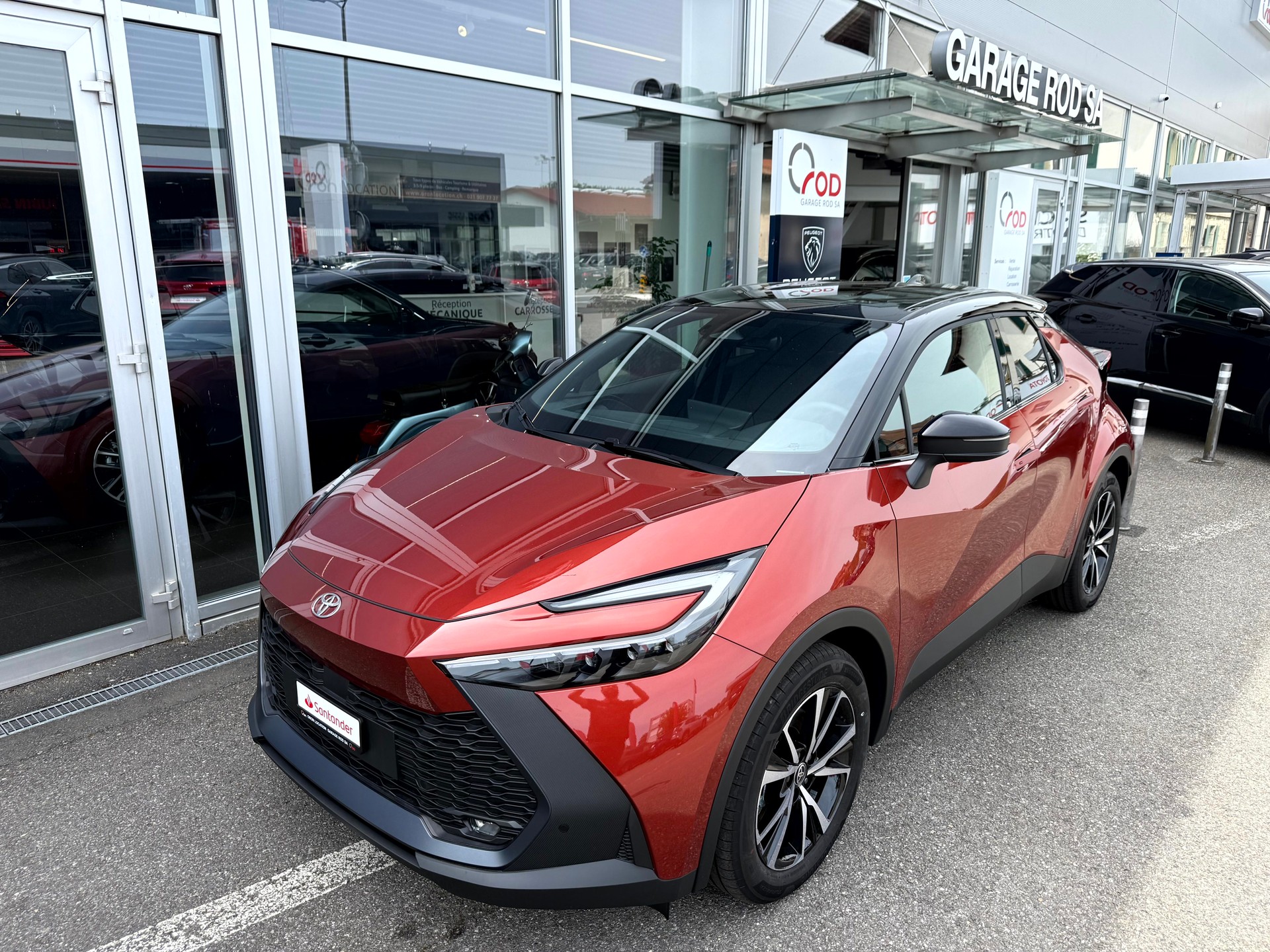 TOYOTA C-HR 2.0 PHEV CVT Swiss Edition-image-31