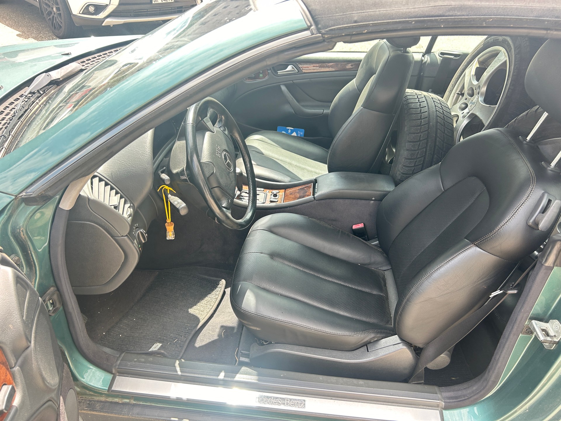 MERCEDES-BENZ CLK 320 Avantgarde Automatic-image-10