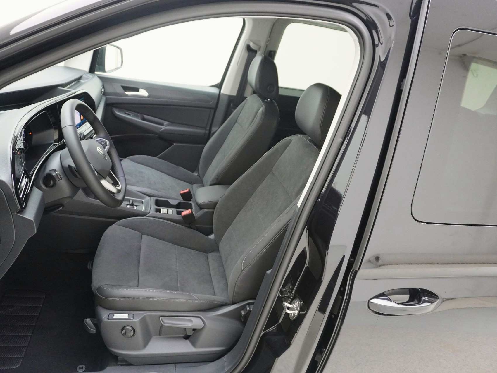 VW Caddy Maxi 1.5 TSI Plug-in-Hybrid Style DSG-image-11